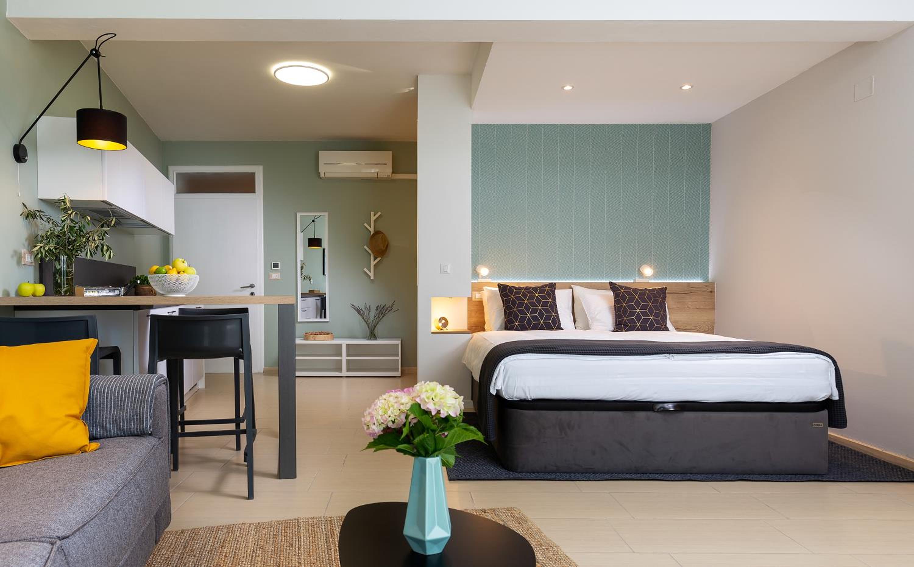 hotel room