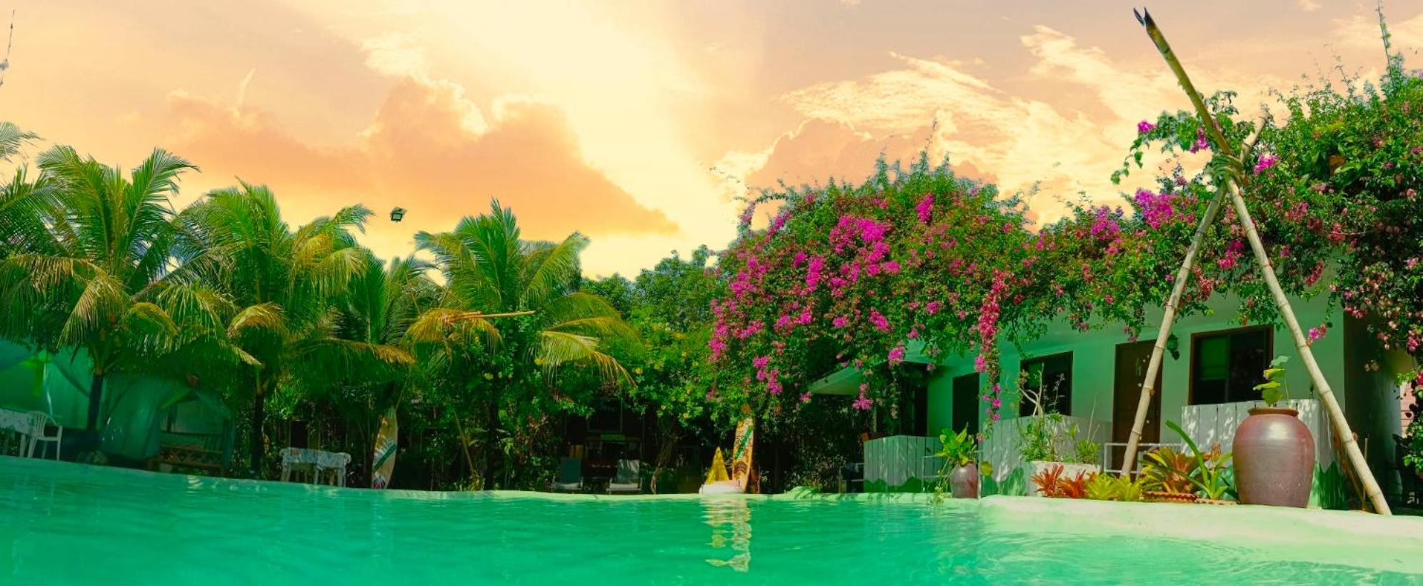 OASIS Phuket Airport