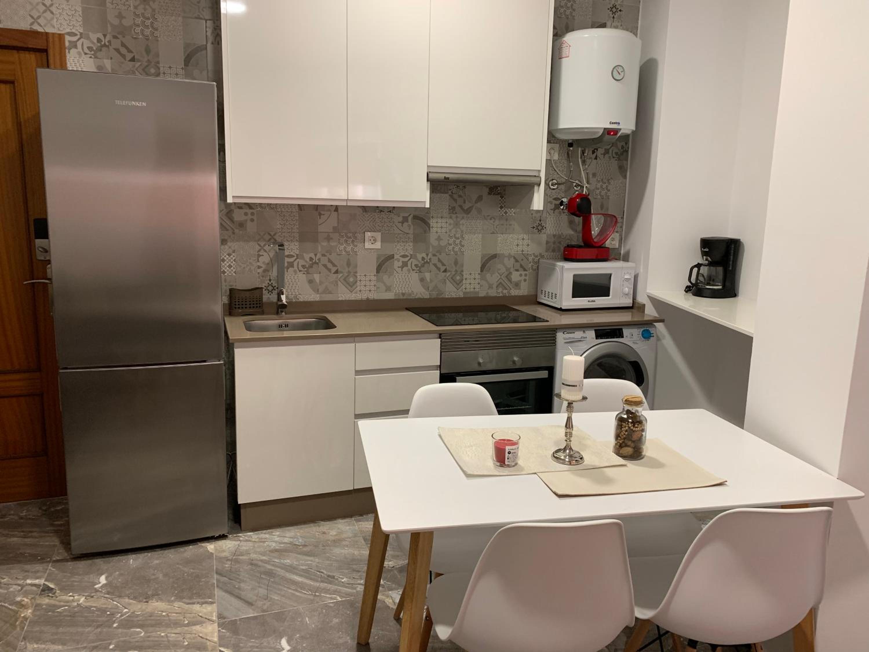 -Apartamentos Laguna- photo 3