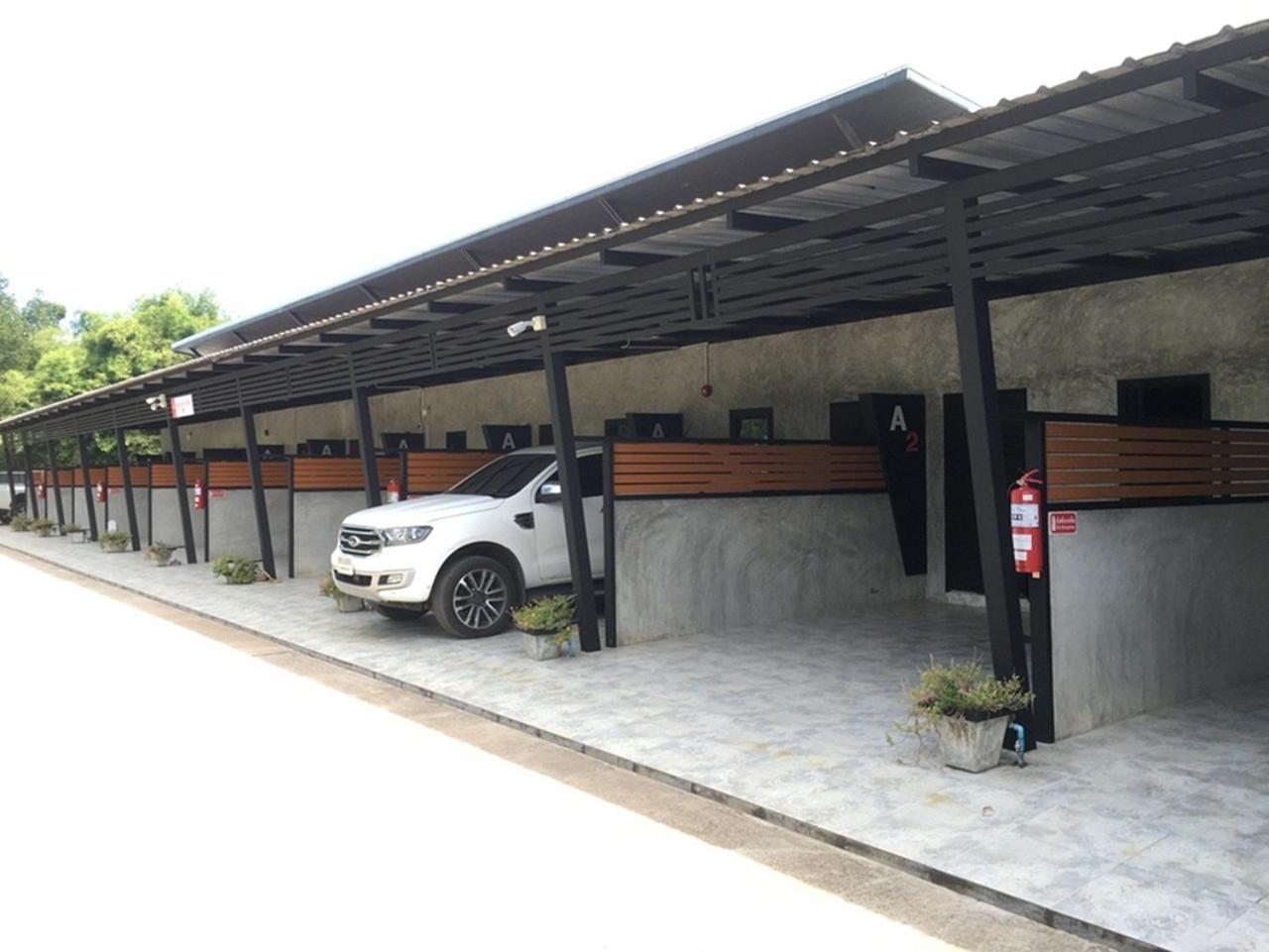 The Loft Resort Kabin Buri