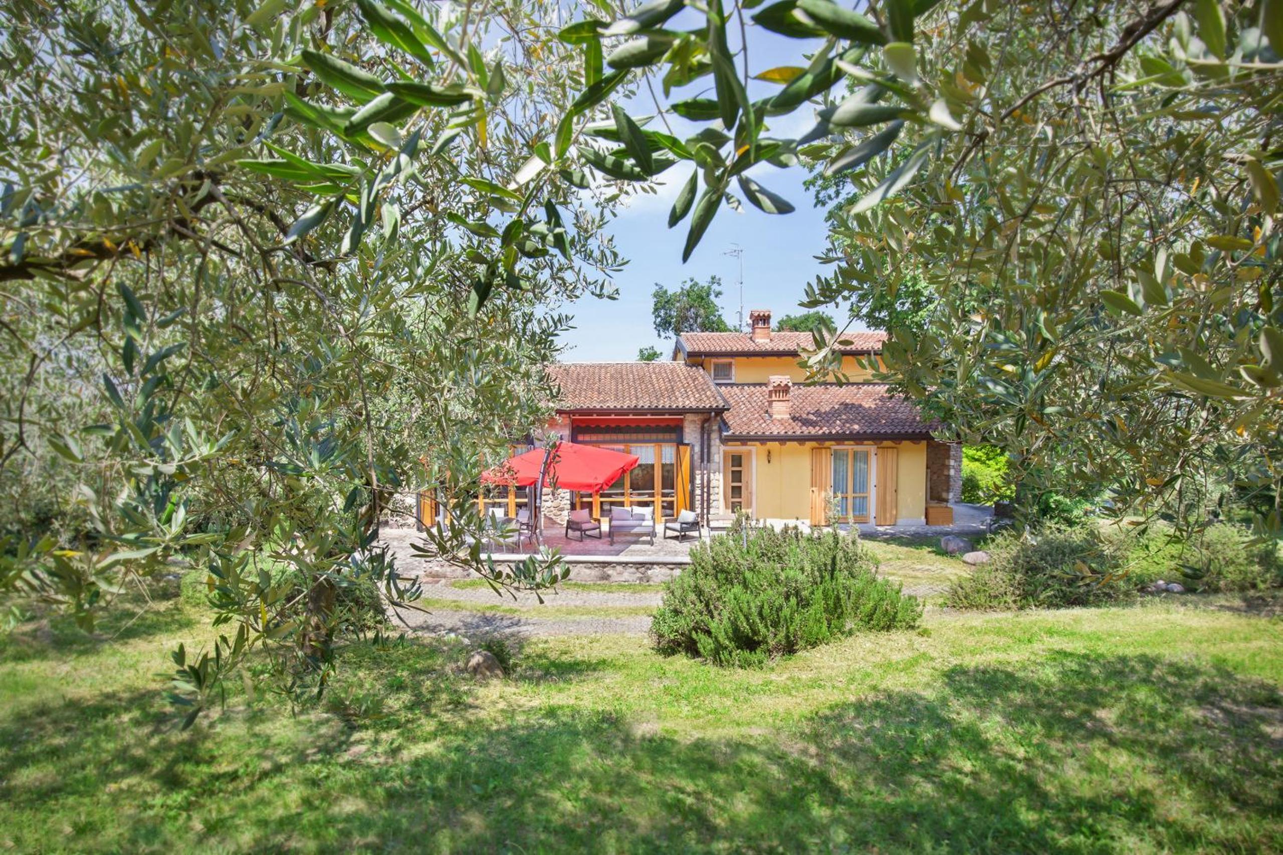 Casa del Bosco view 2