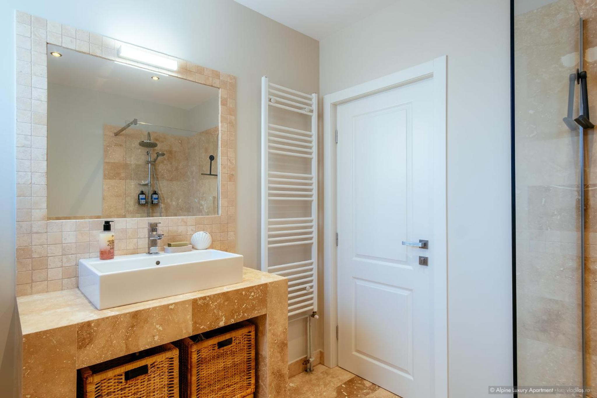 Alpine Luxury Apartment Arinis view 5