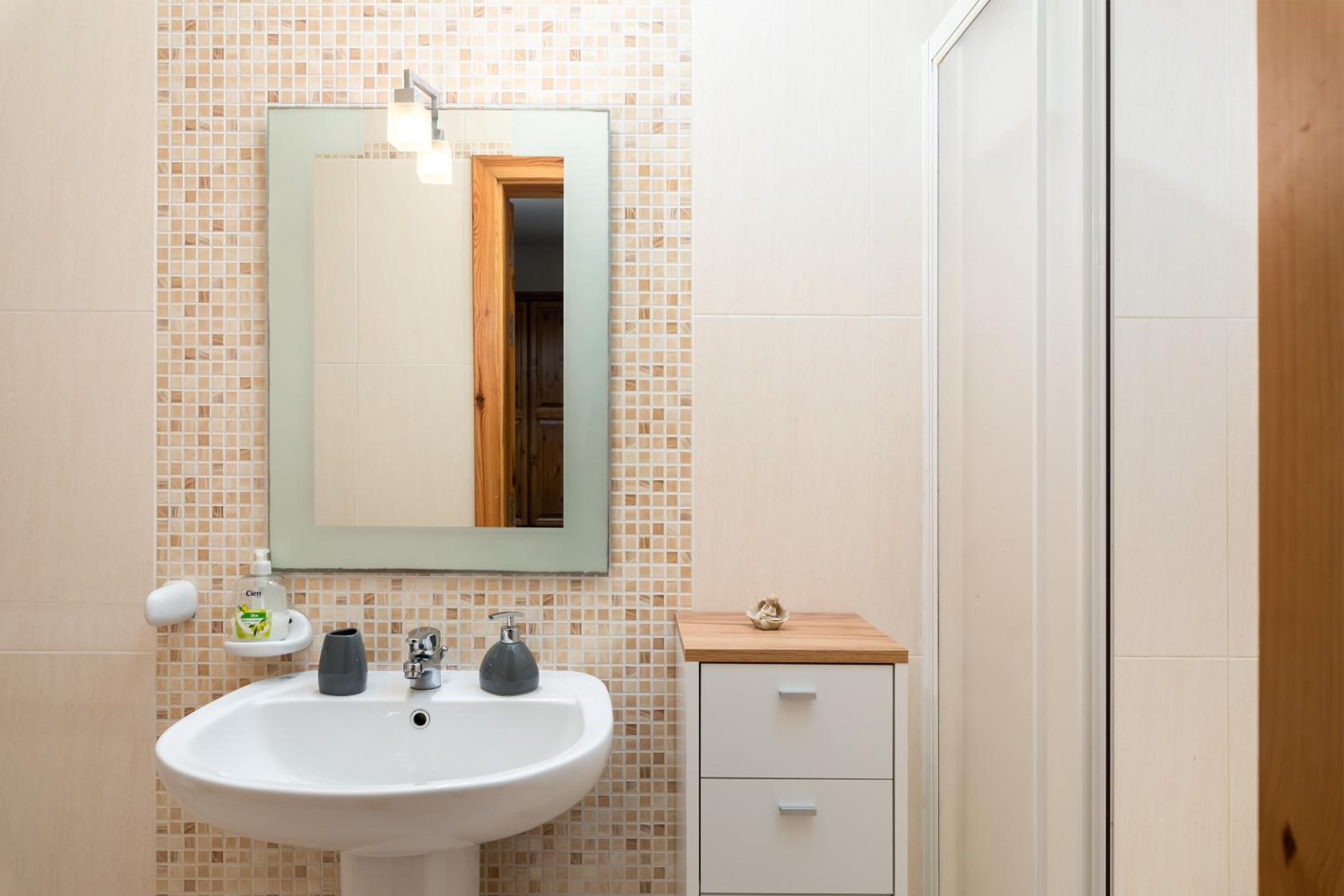 Spacious, Bright & Cosy 2 Bedroom 2 Bathroom Apartment - Msida Uni Heights