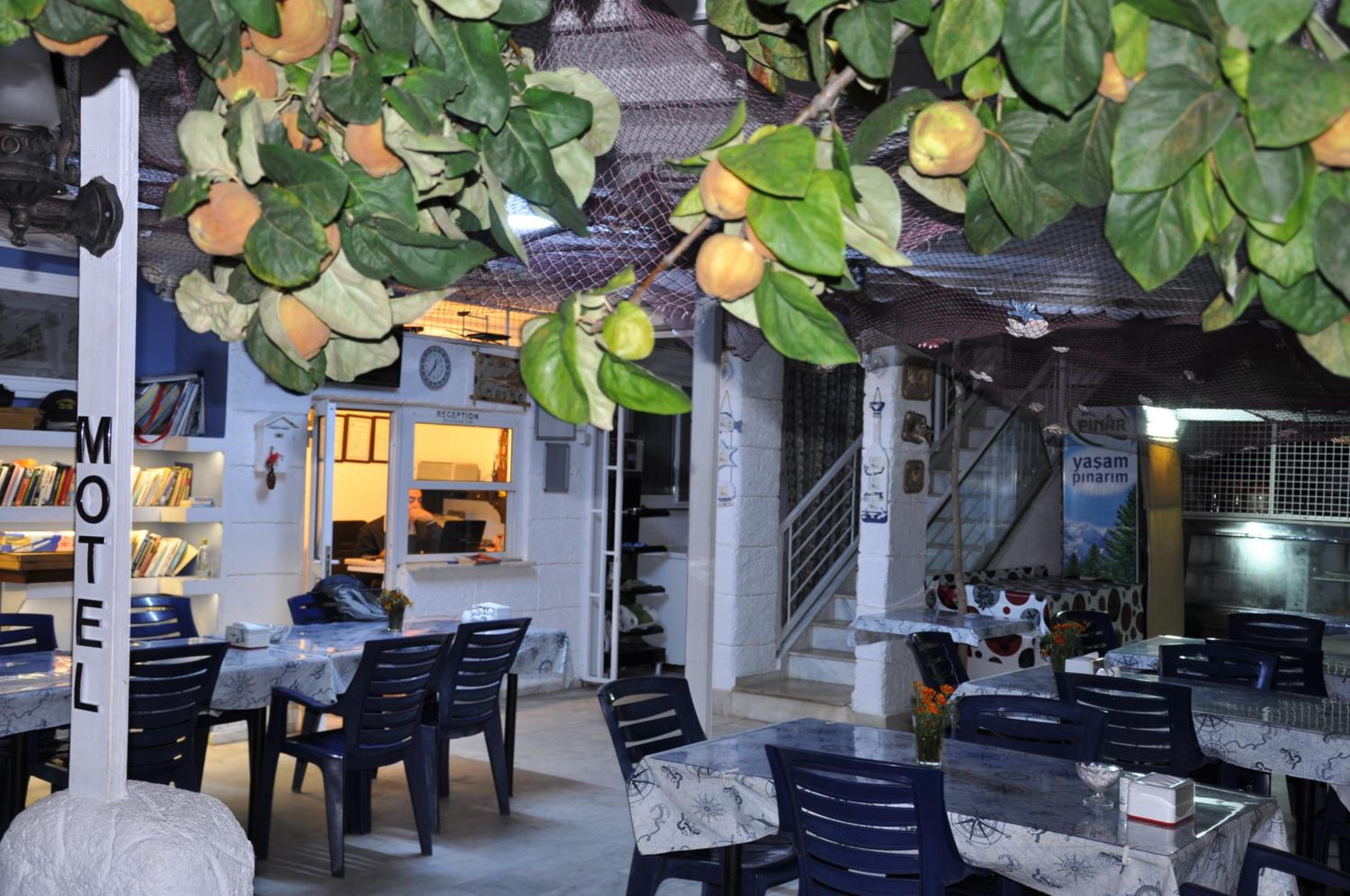 Uysal Motel Beach