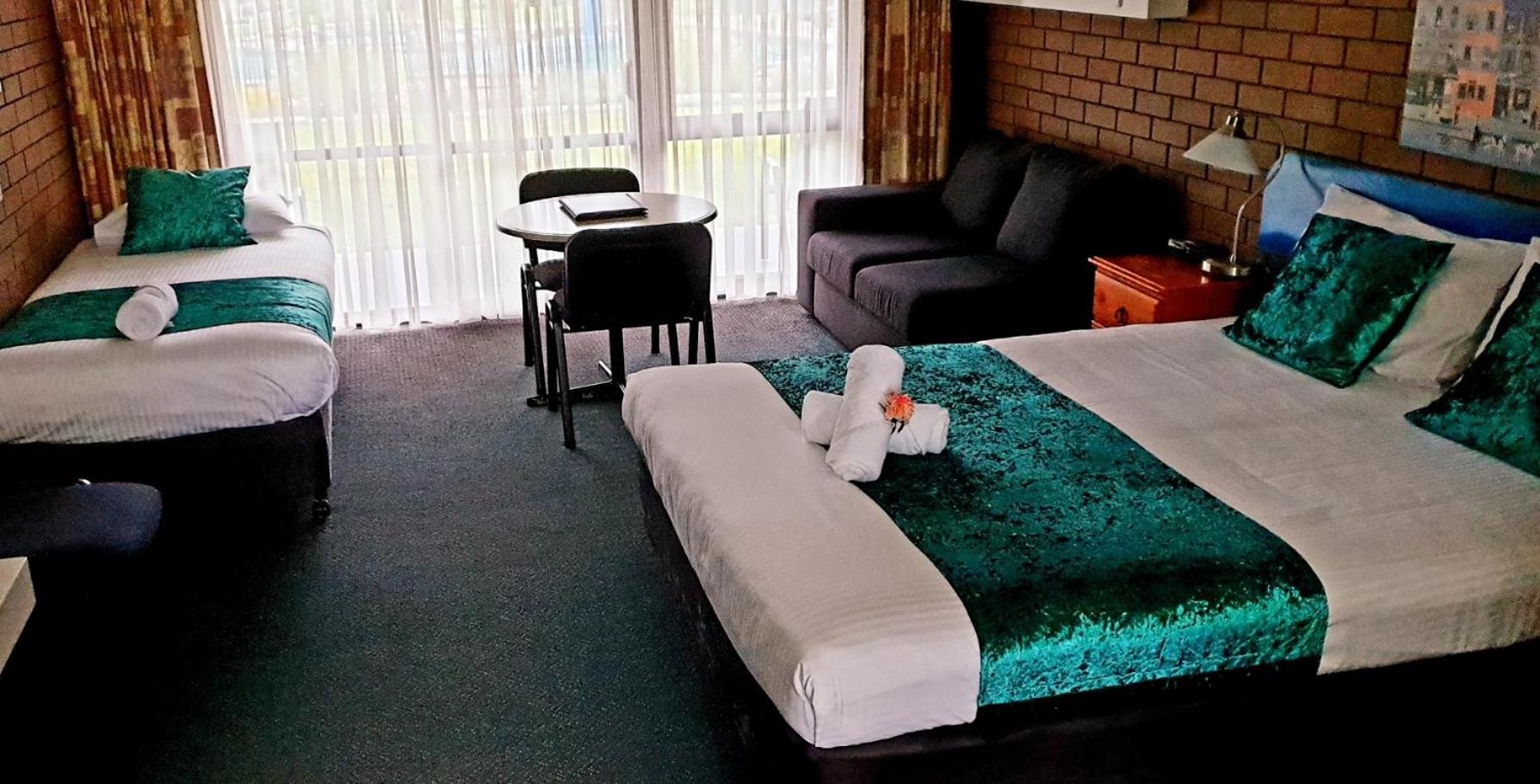 Barooga Country Inn Motel