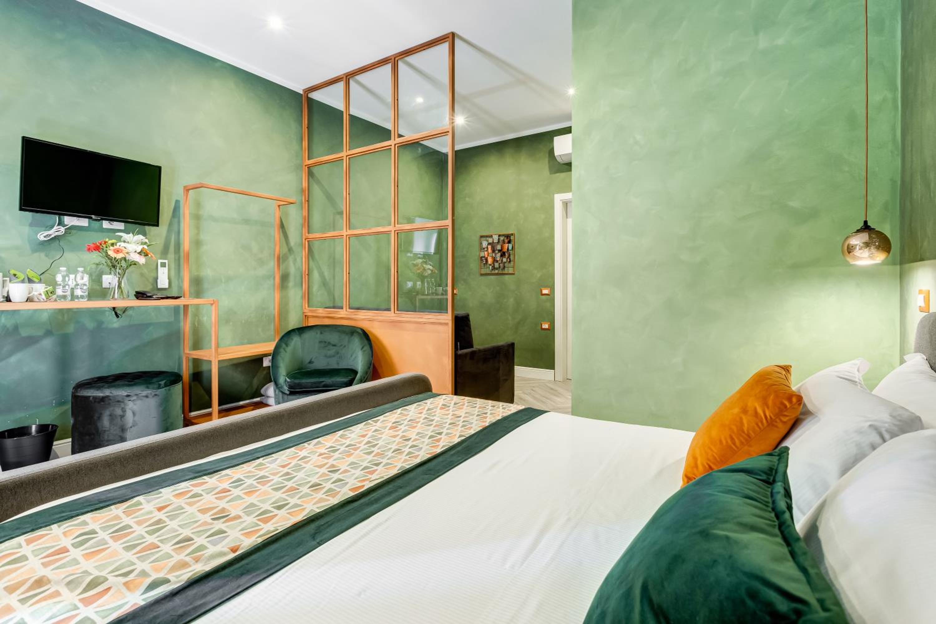 hotel room