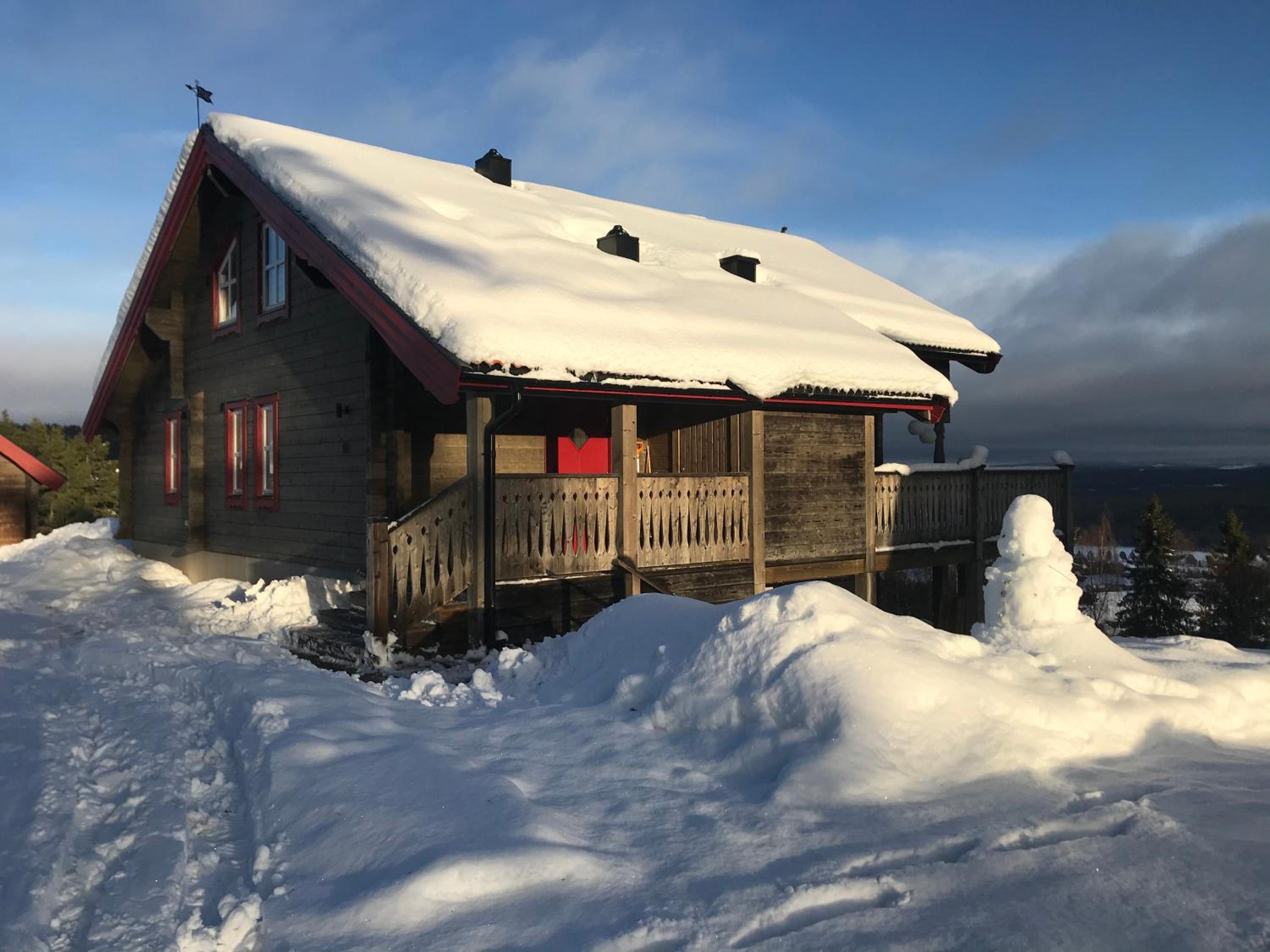 Alpstigen 10B - Newly built sports cottage with lovely views (lower apt) view 2
