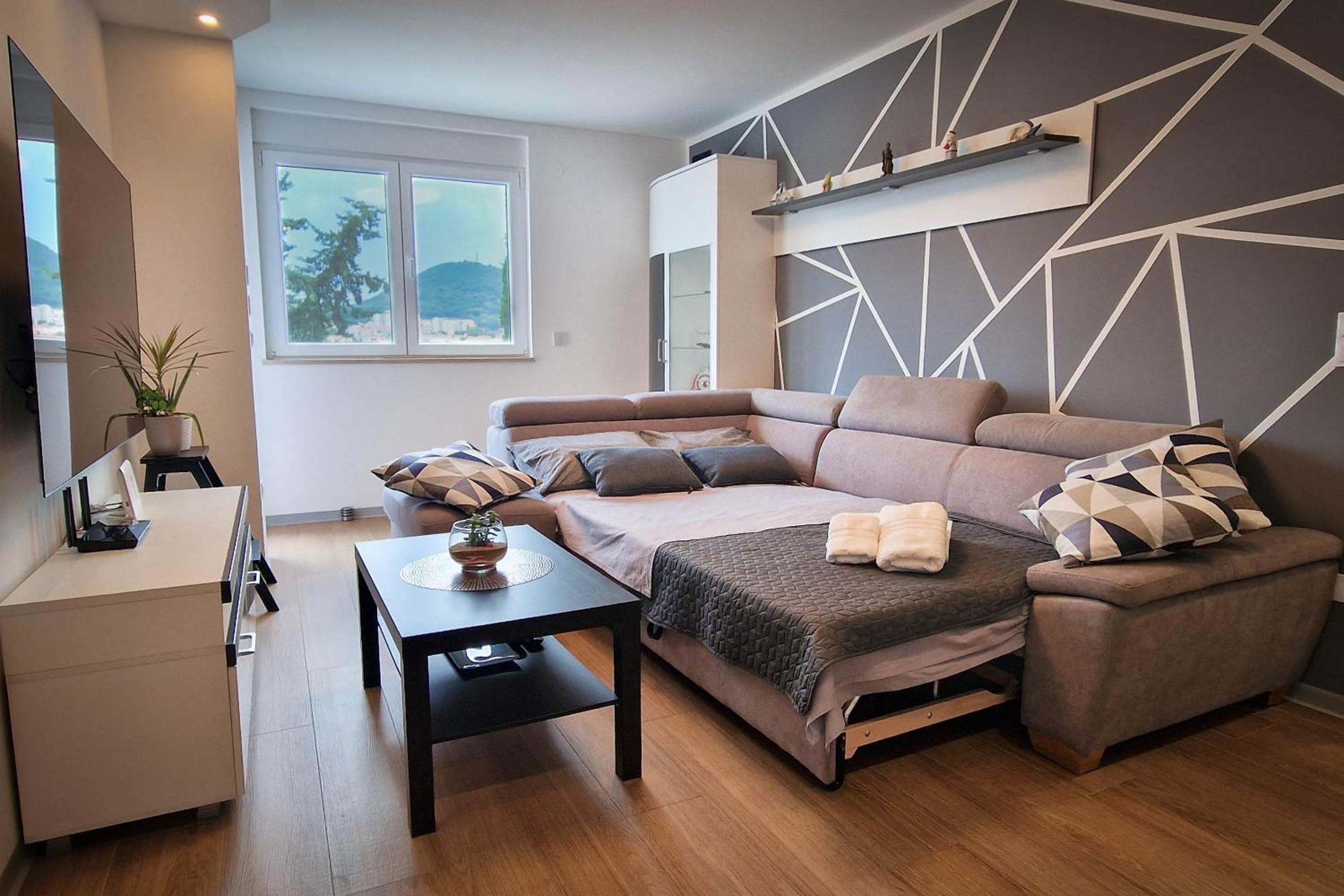 Aquamarine Deluxe Apartment