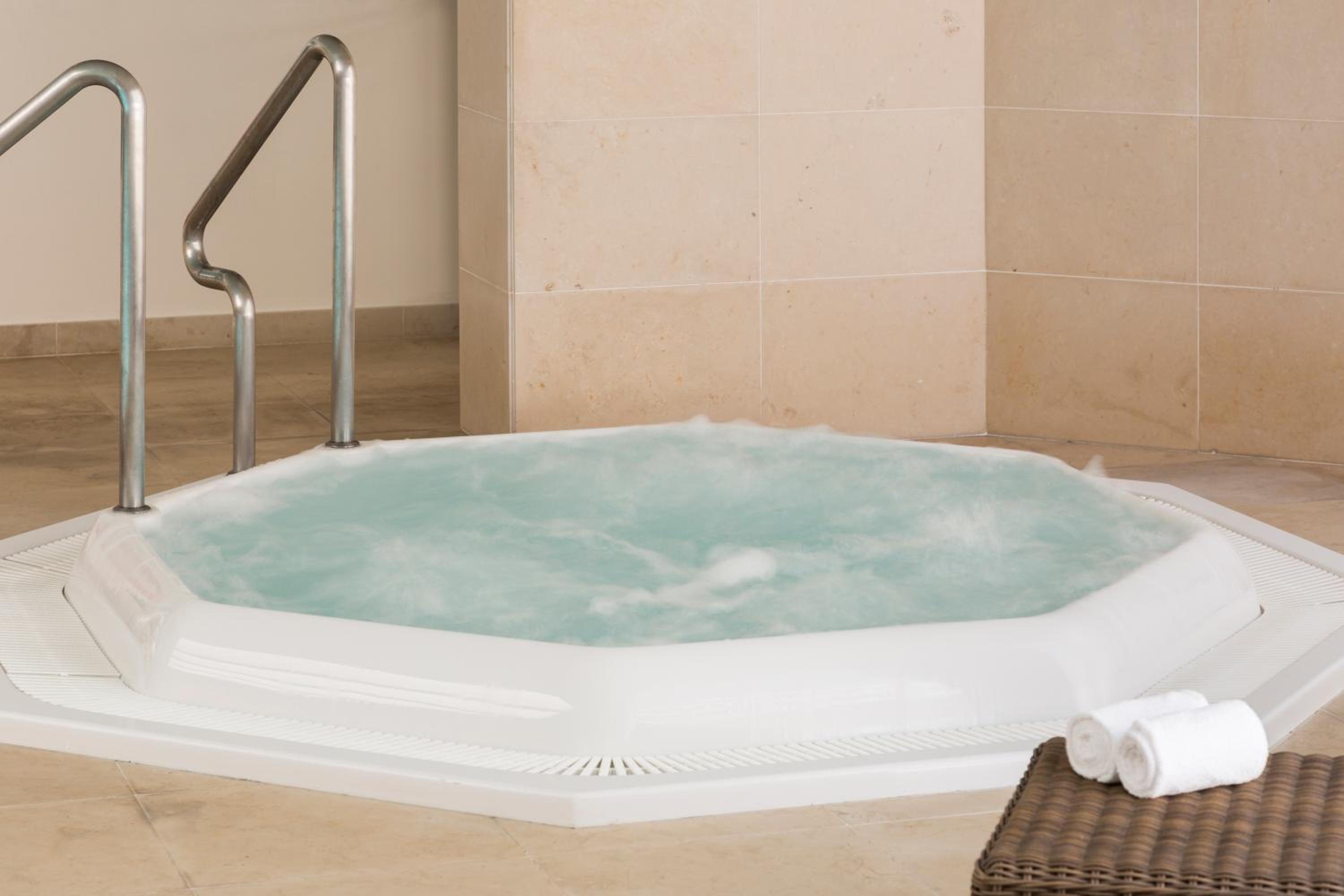 Fatima Vacations - Hotel Dom Goncalo  Spa - Property Image 5