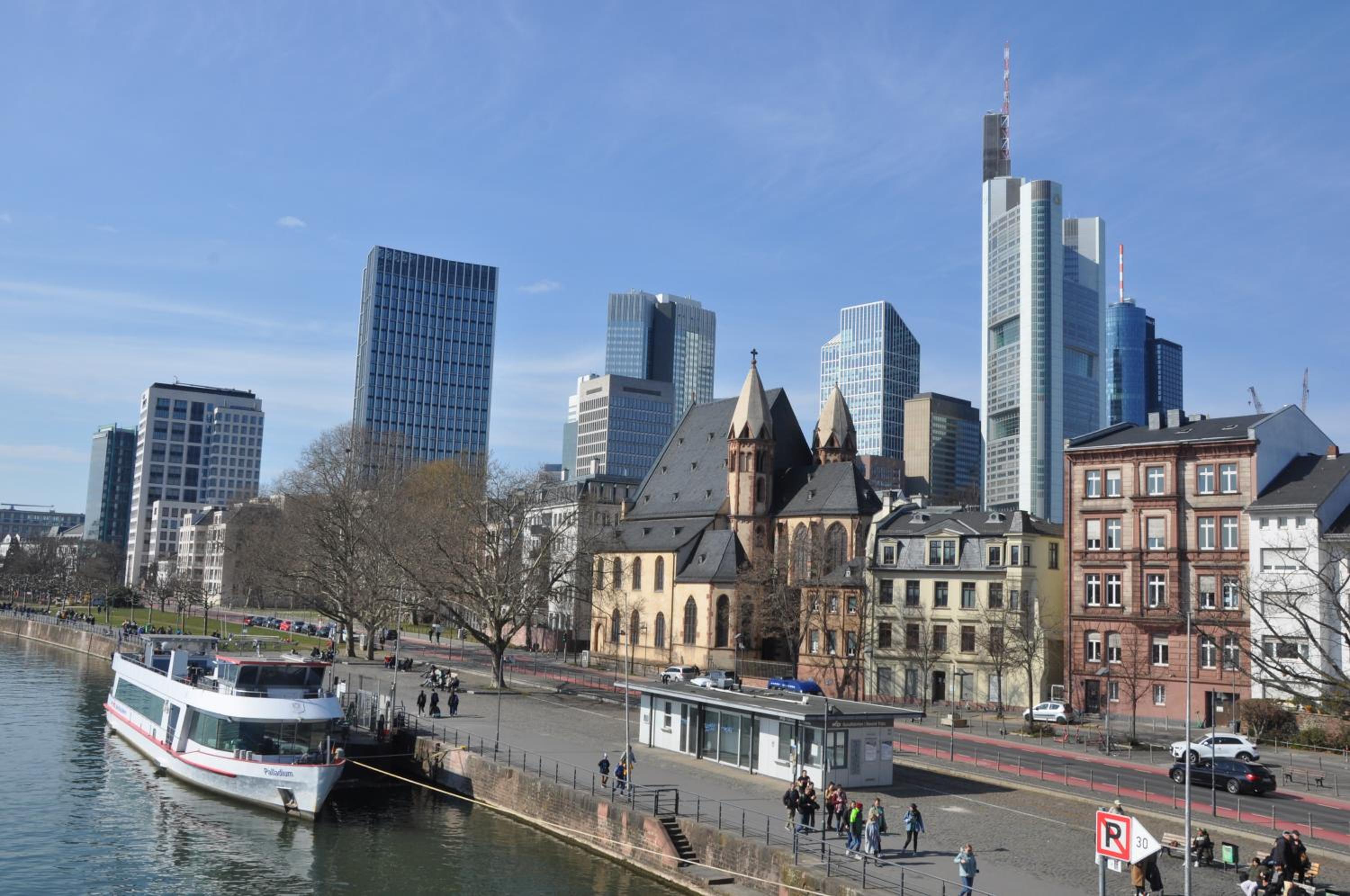 Frankfurt Bed & Breakfast