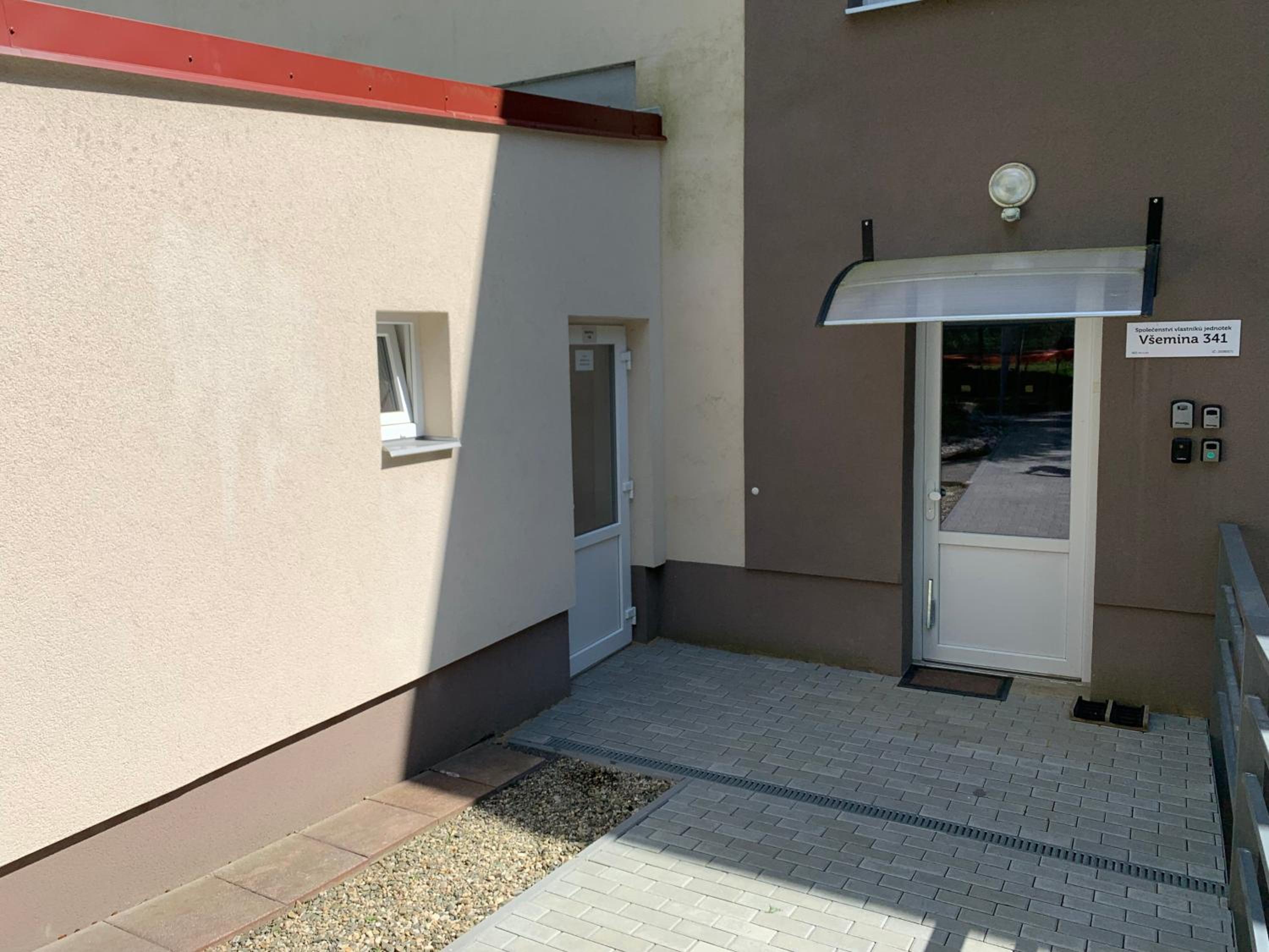 Všemina Apartman view 3
