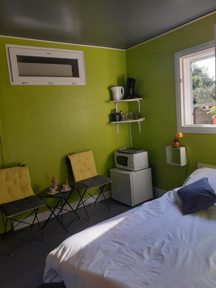 Location saisonnière avec piscine et terrasse au pied du luberon view 4