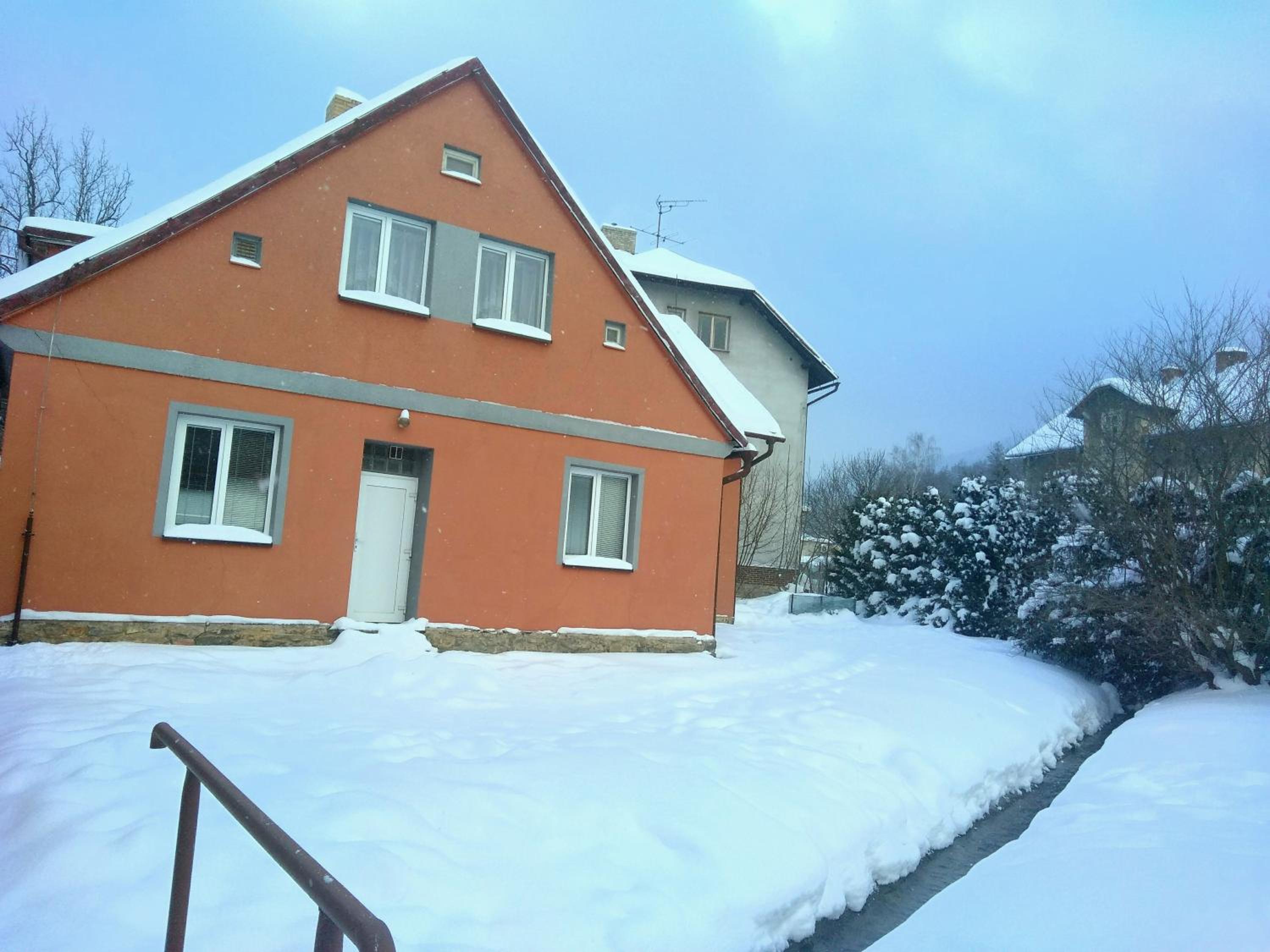 Chata Elča view 4