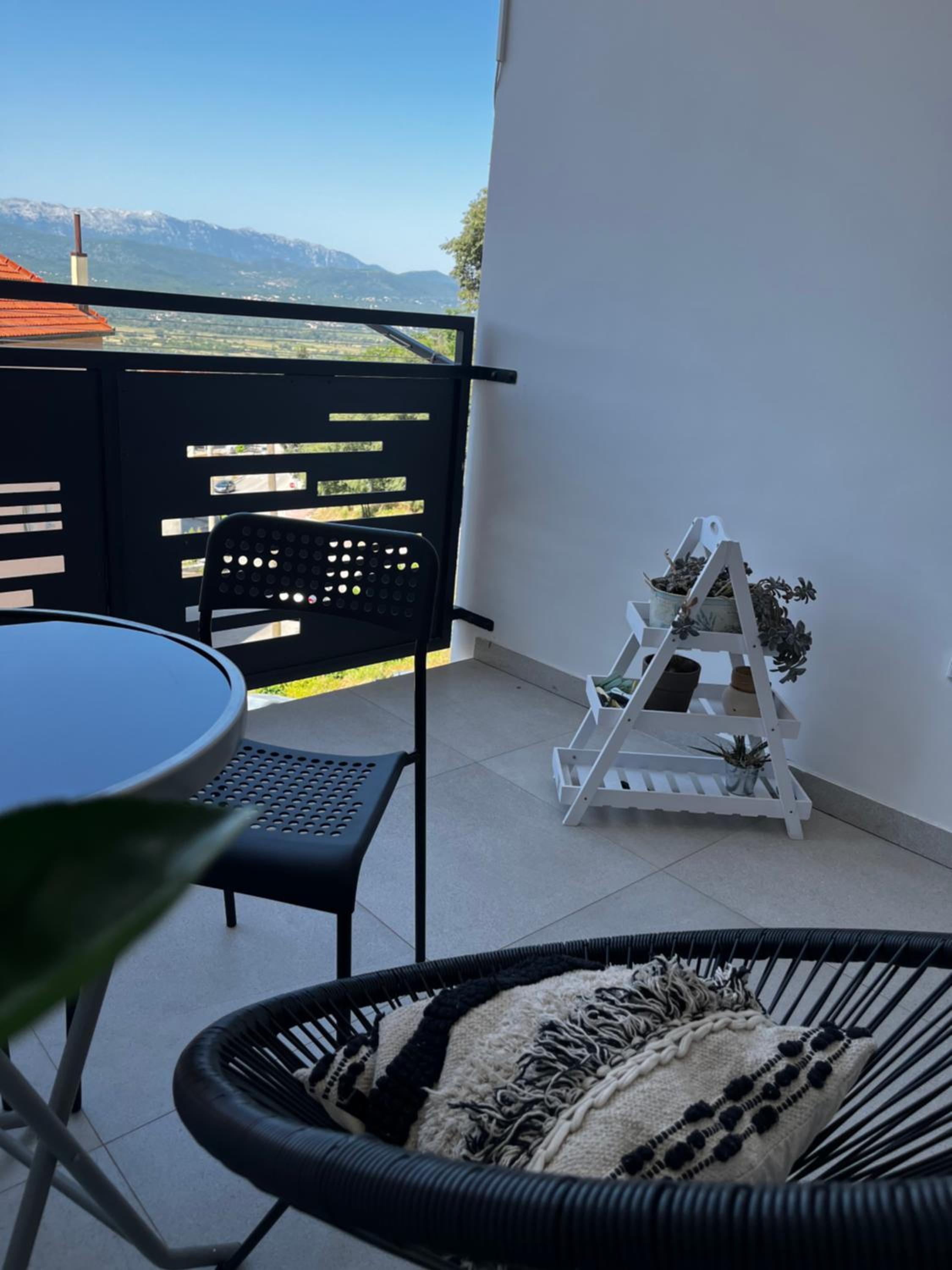Central apartment/free parking/free wifi view 3