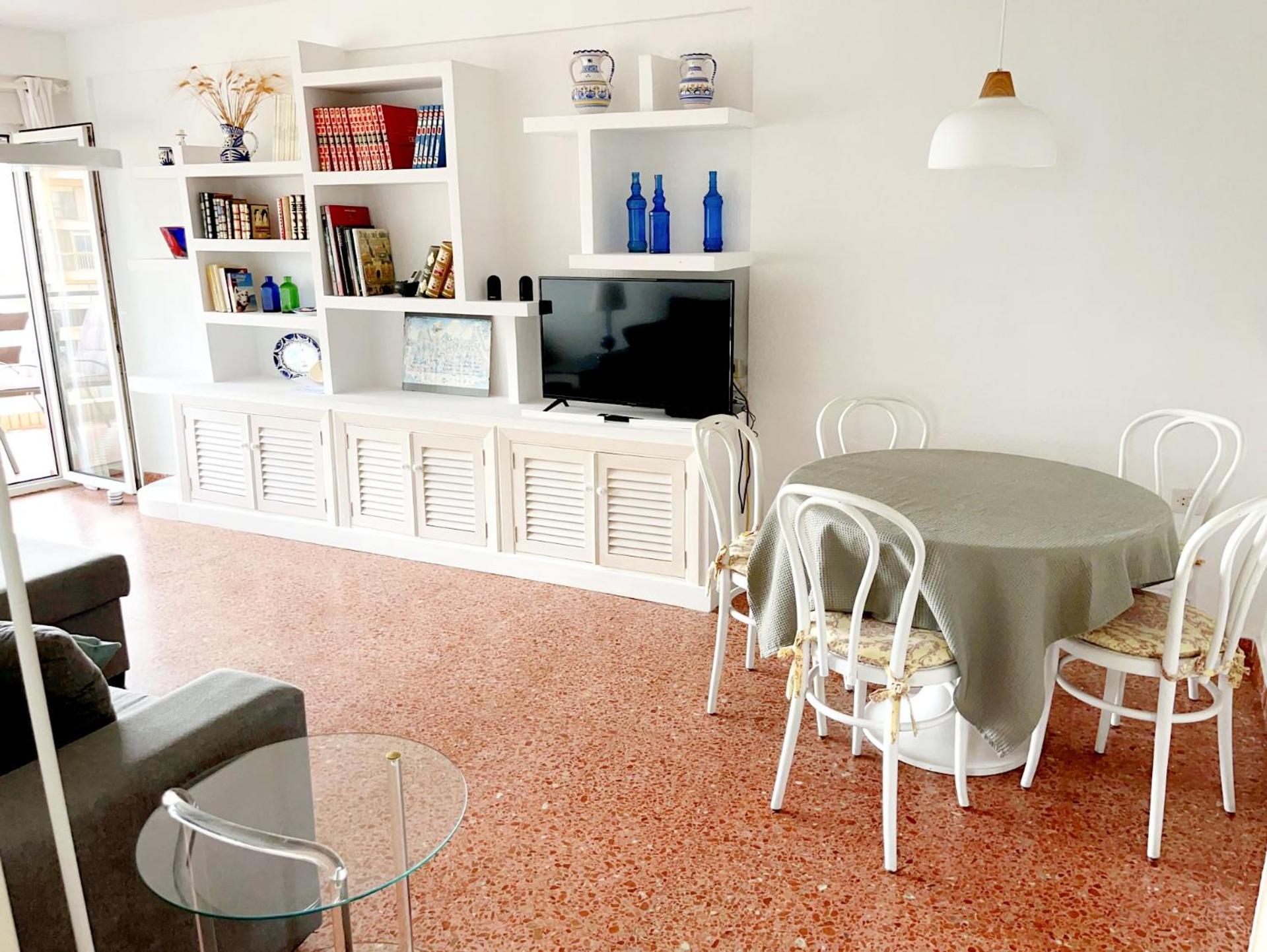 Apartamento Roquetas de Mar Urbanización, 2 dormitorios, Gran Terraza con vista al mar, wi-fi, parking y piscina photo 4