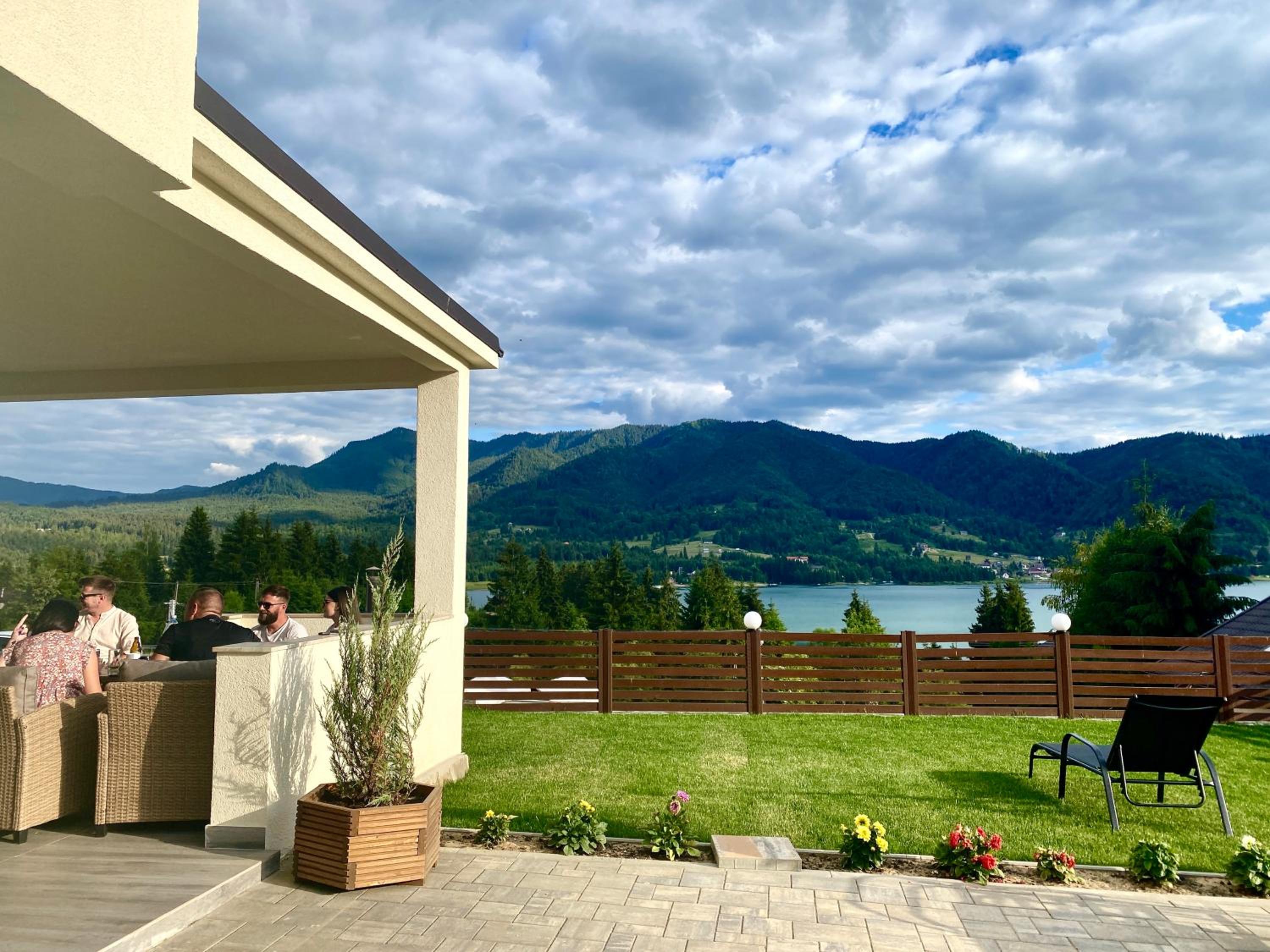 Alpin House Colibita view 5