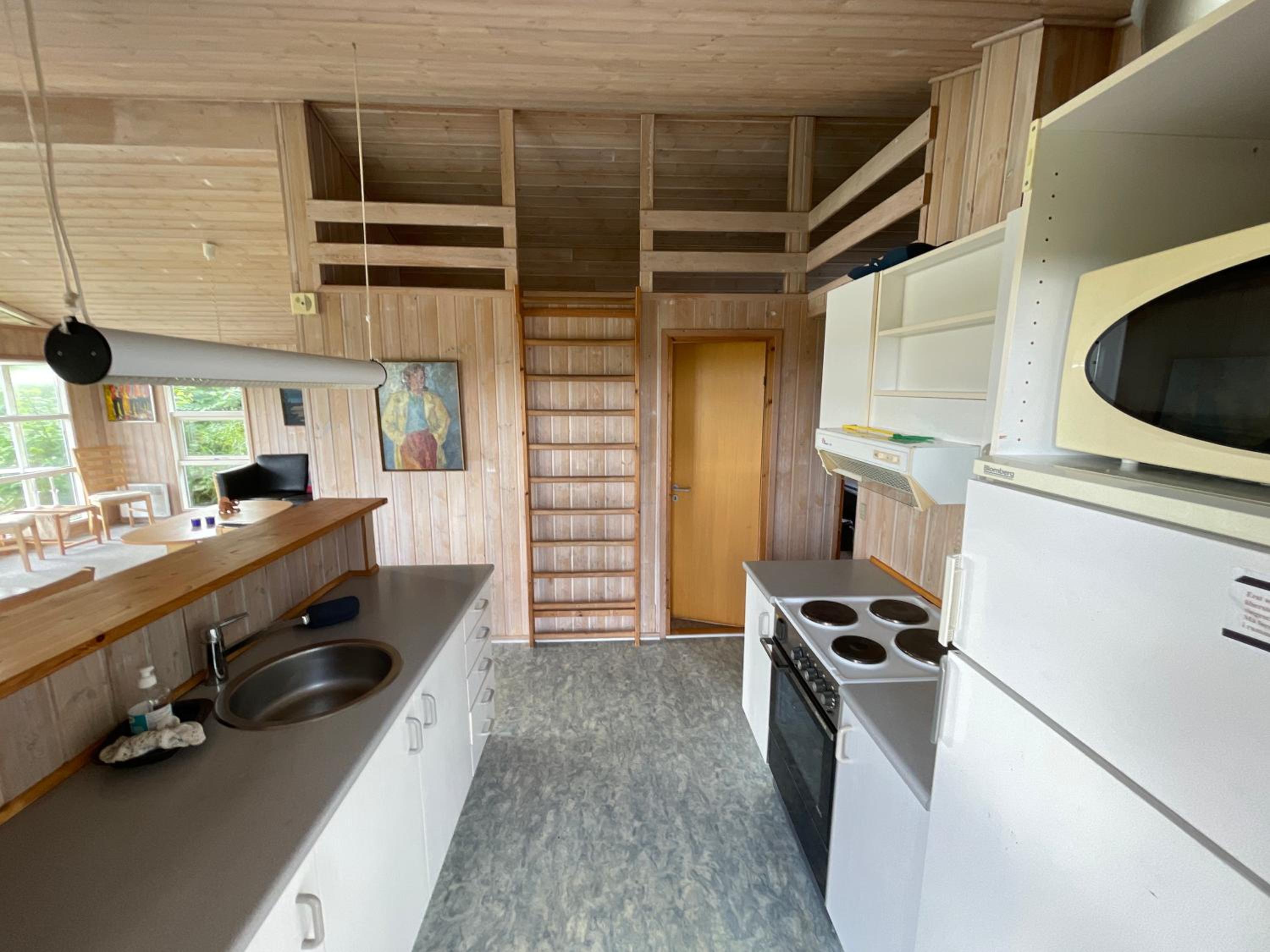 Ældre Sommerhus Max 4 voksne og 4 børn view 5