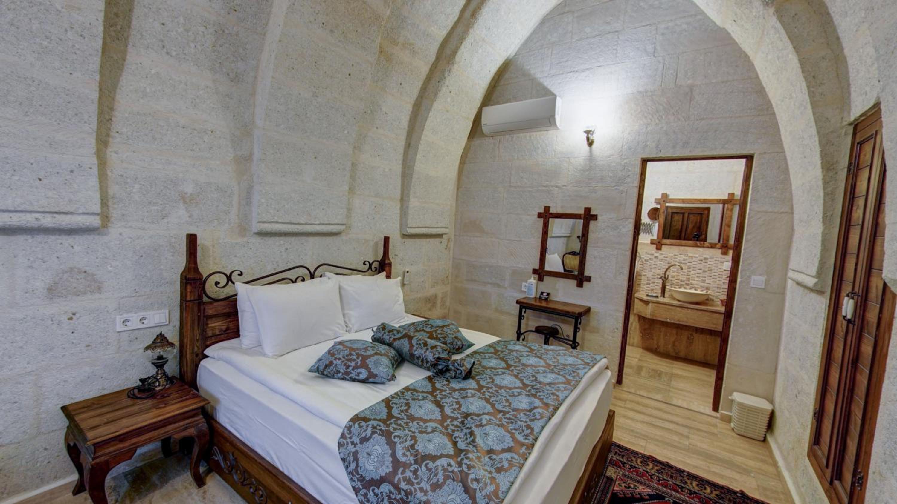 Hikmet's House
