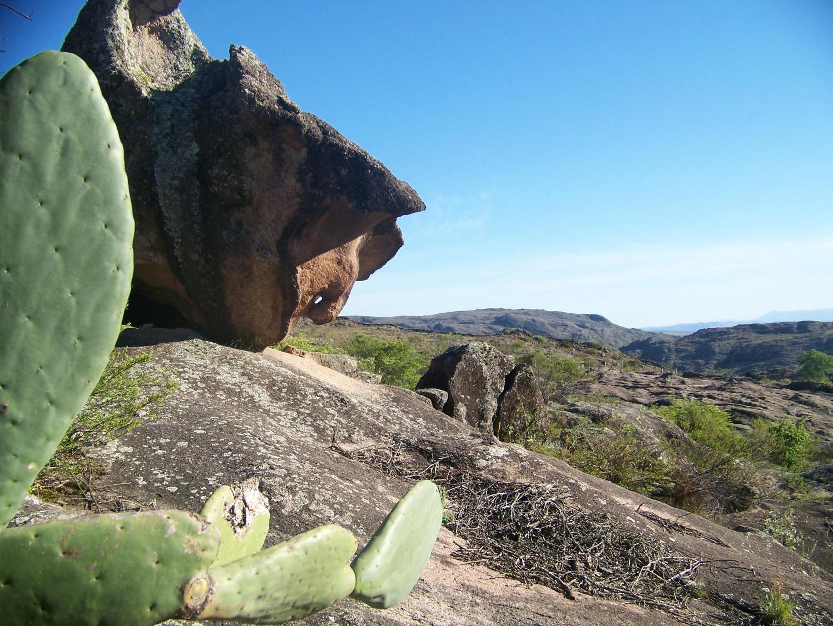Espejo Escondido