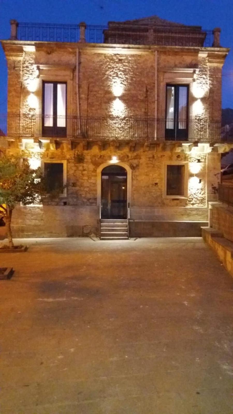 Palazzo Restifa view 4