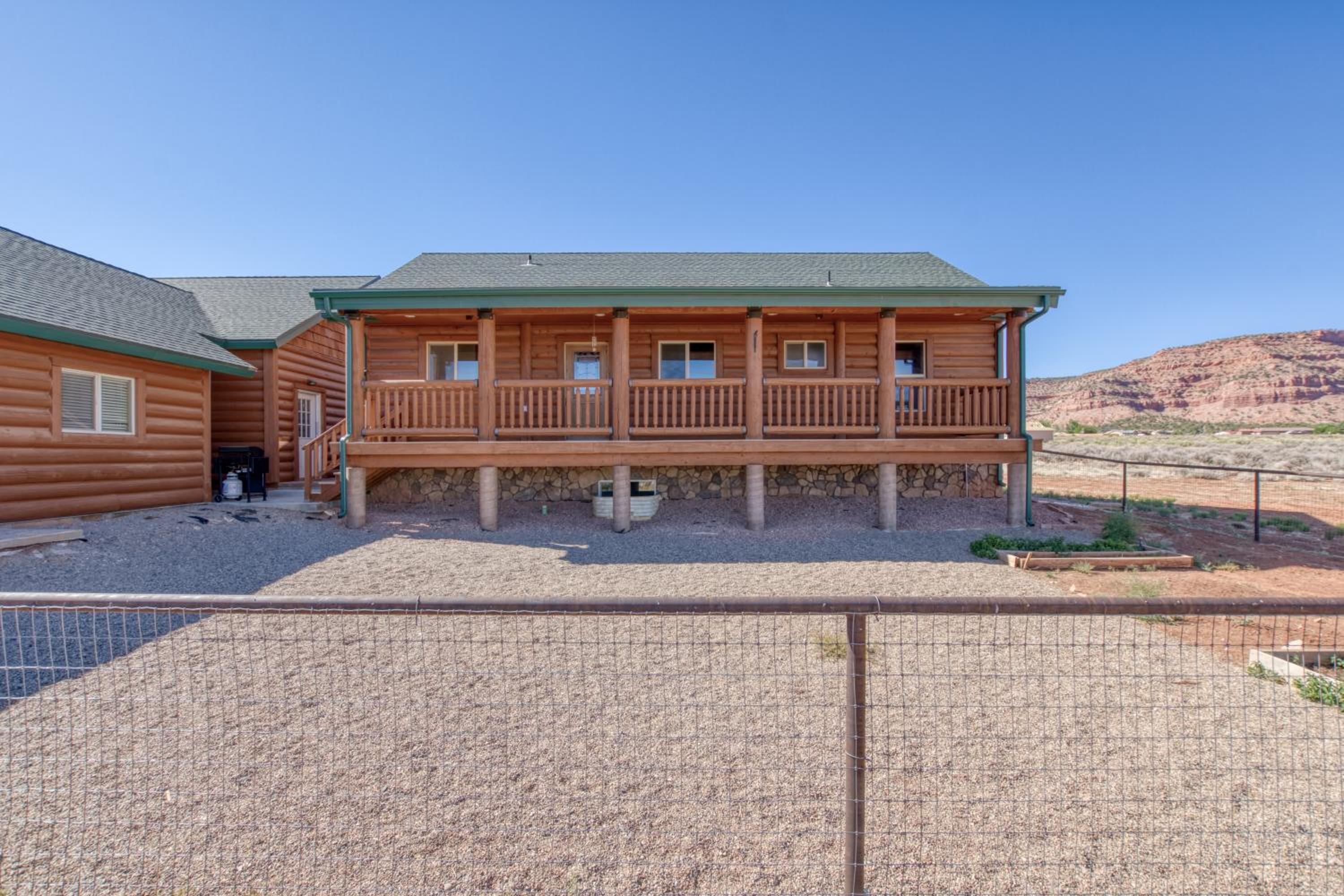 --30 mins to Zion--Two Cabins w/ Game Room--Bryce/Lake Powell/Grand Canyon view 5