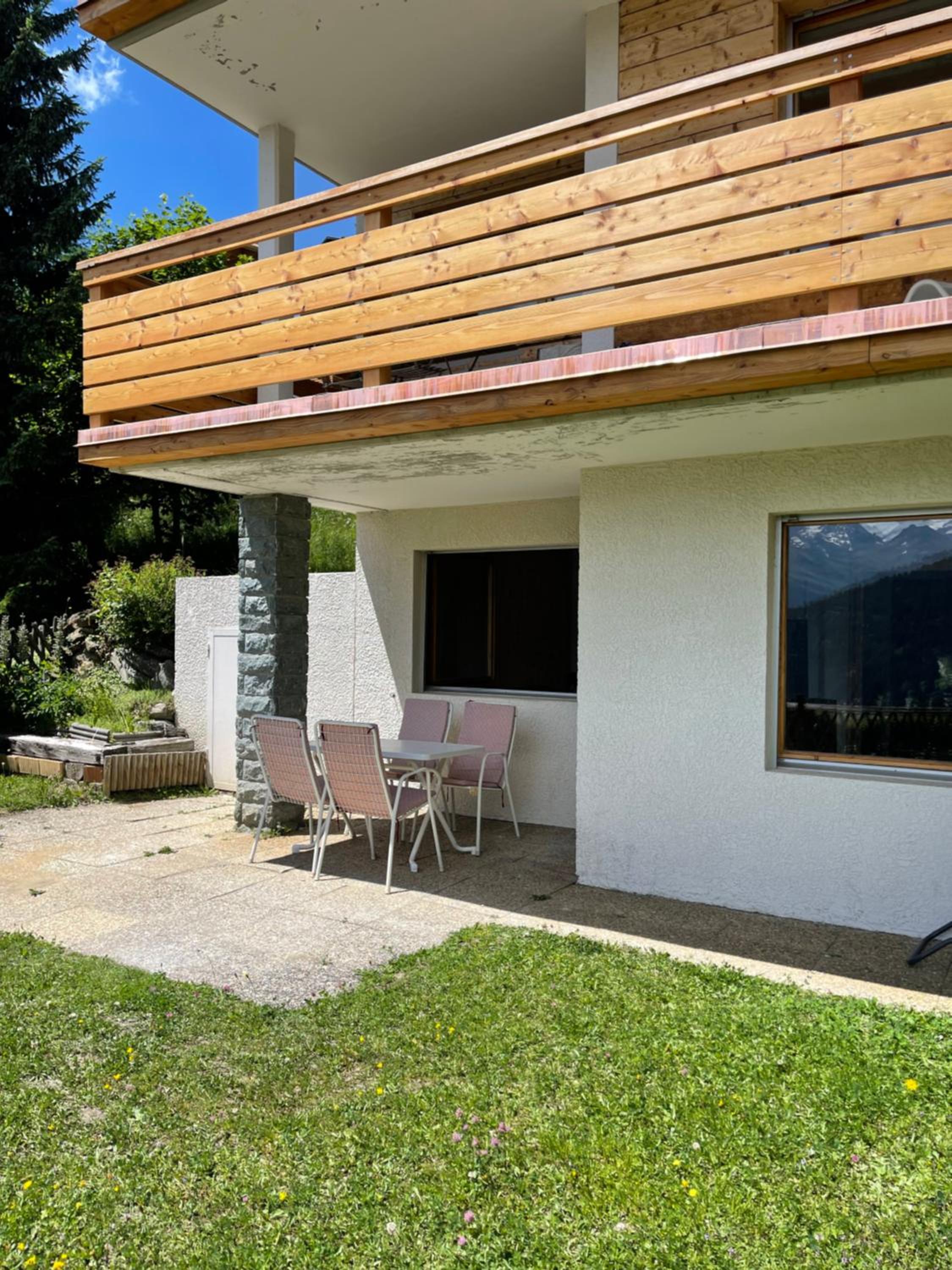 Superbe appartement avec vue et parking gratuit view 2