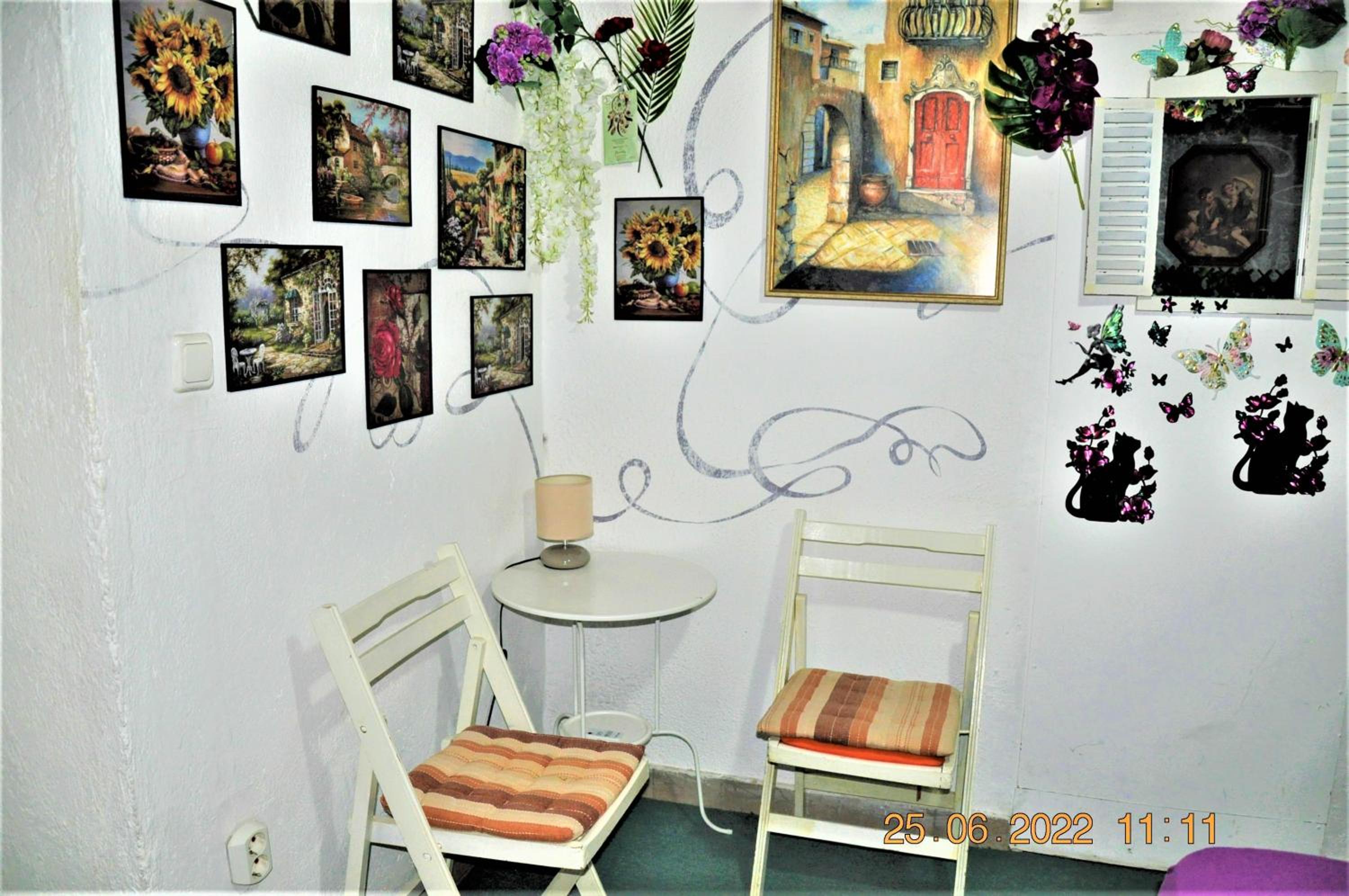 Central House for up to 20 Guests Entire Place