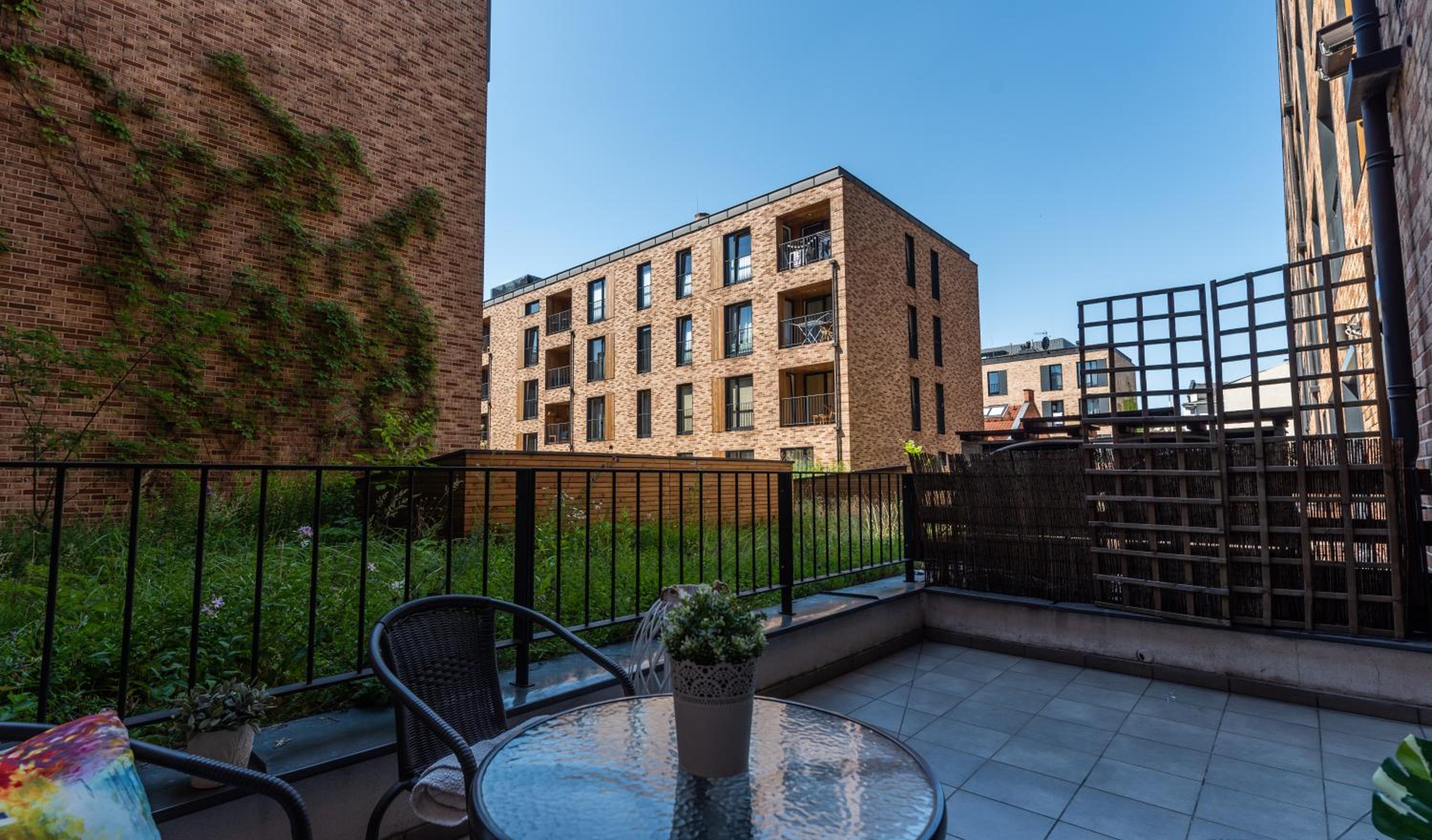 City Lights Apartments