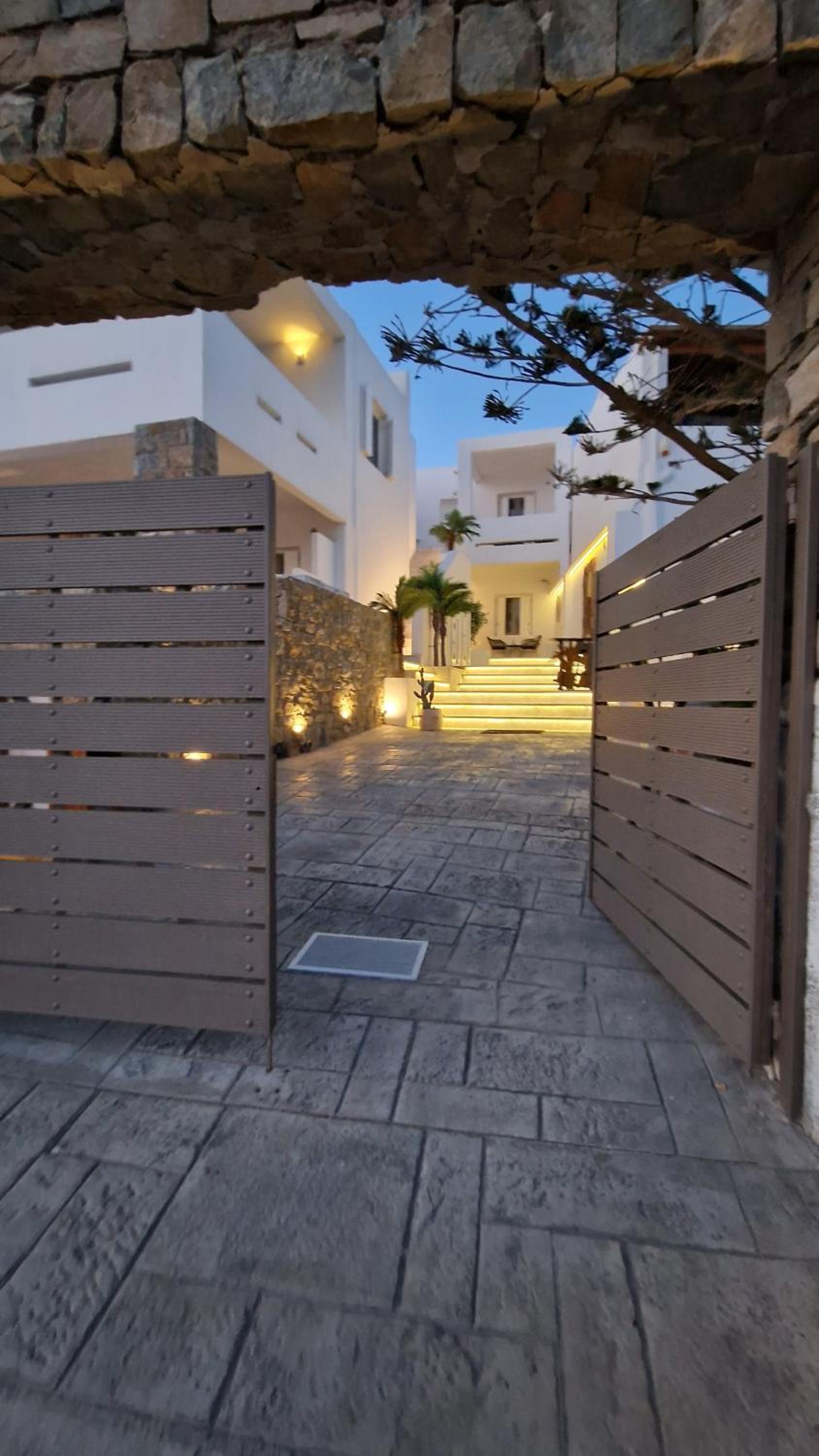 Mykonos Double Luxury Mini Suites-With External Hot spa Adults only