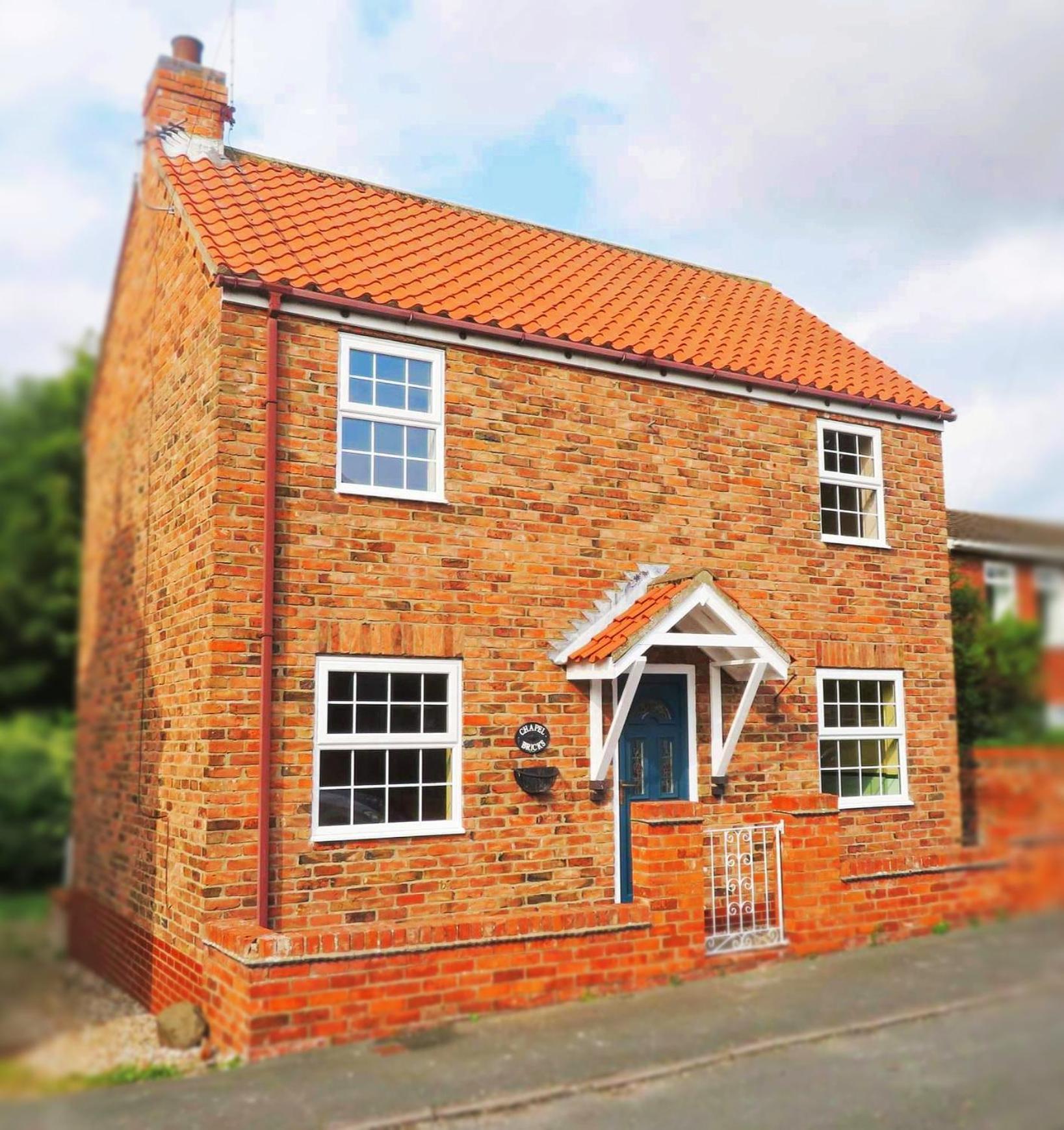 Chapel Bricks-dog friendly cottage near the coast view 4