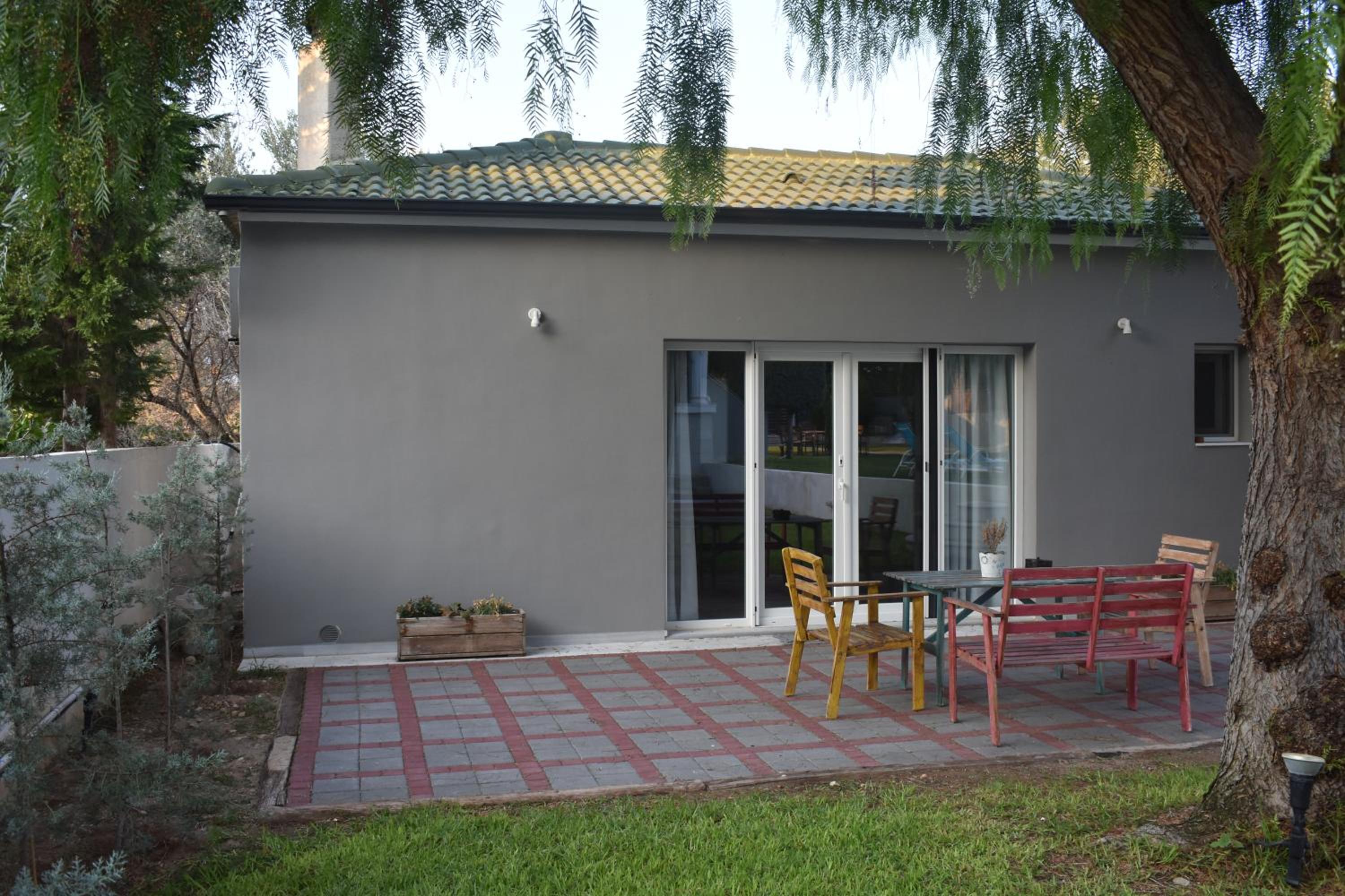 Photo 6