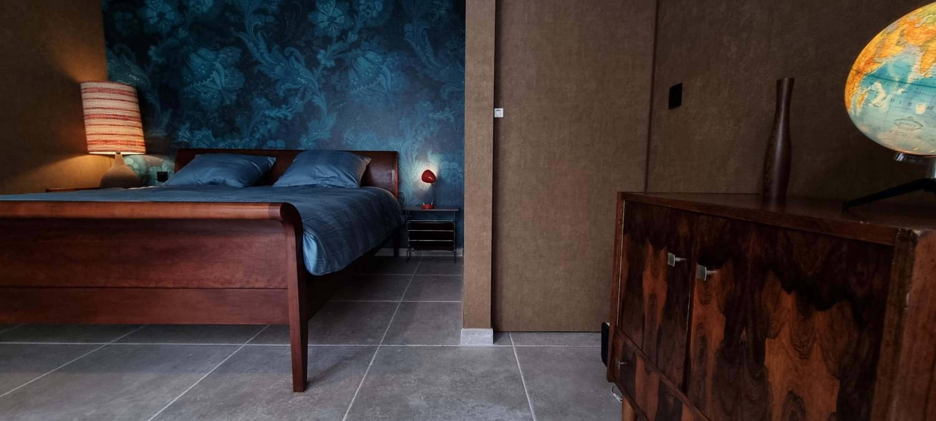 La Chèvre Folle - Lodging in Style with FREE basic breakfast