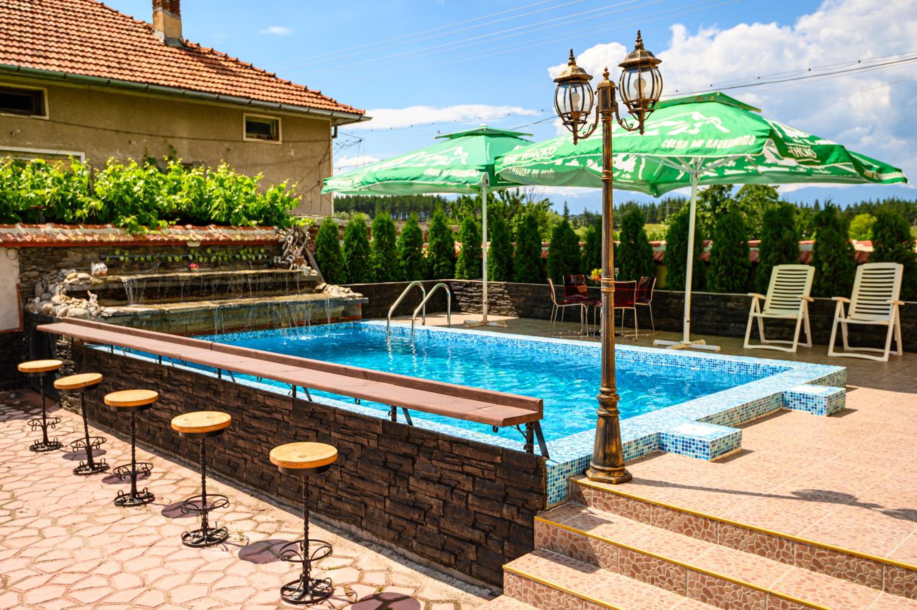 Guest House Dinaya
