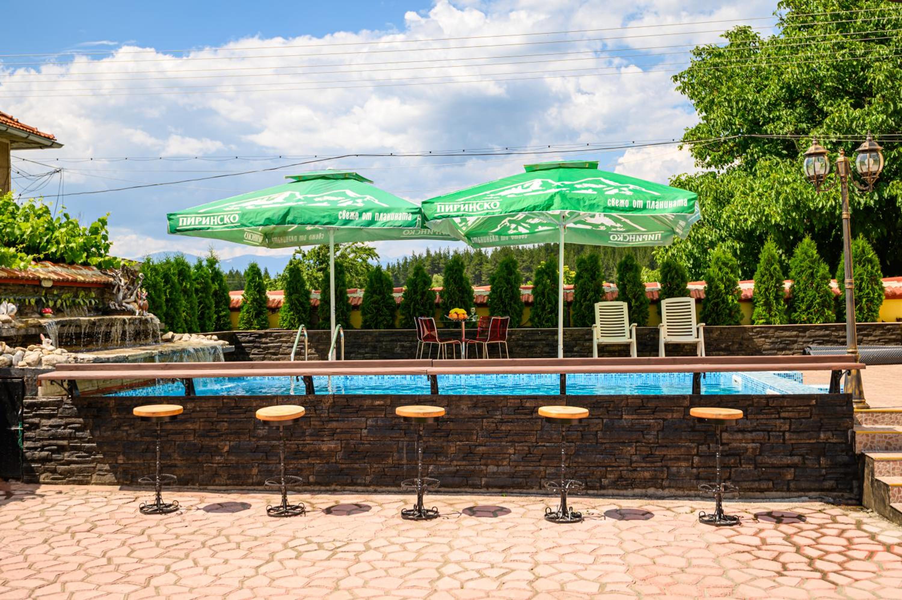 Guest House Dinaya