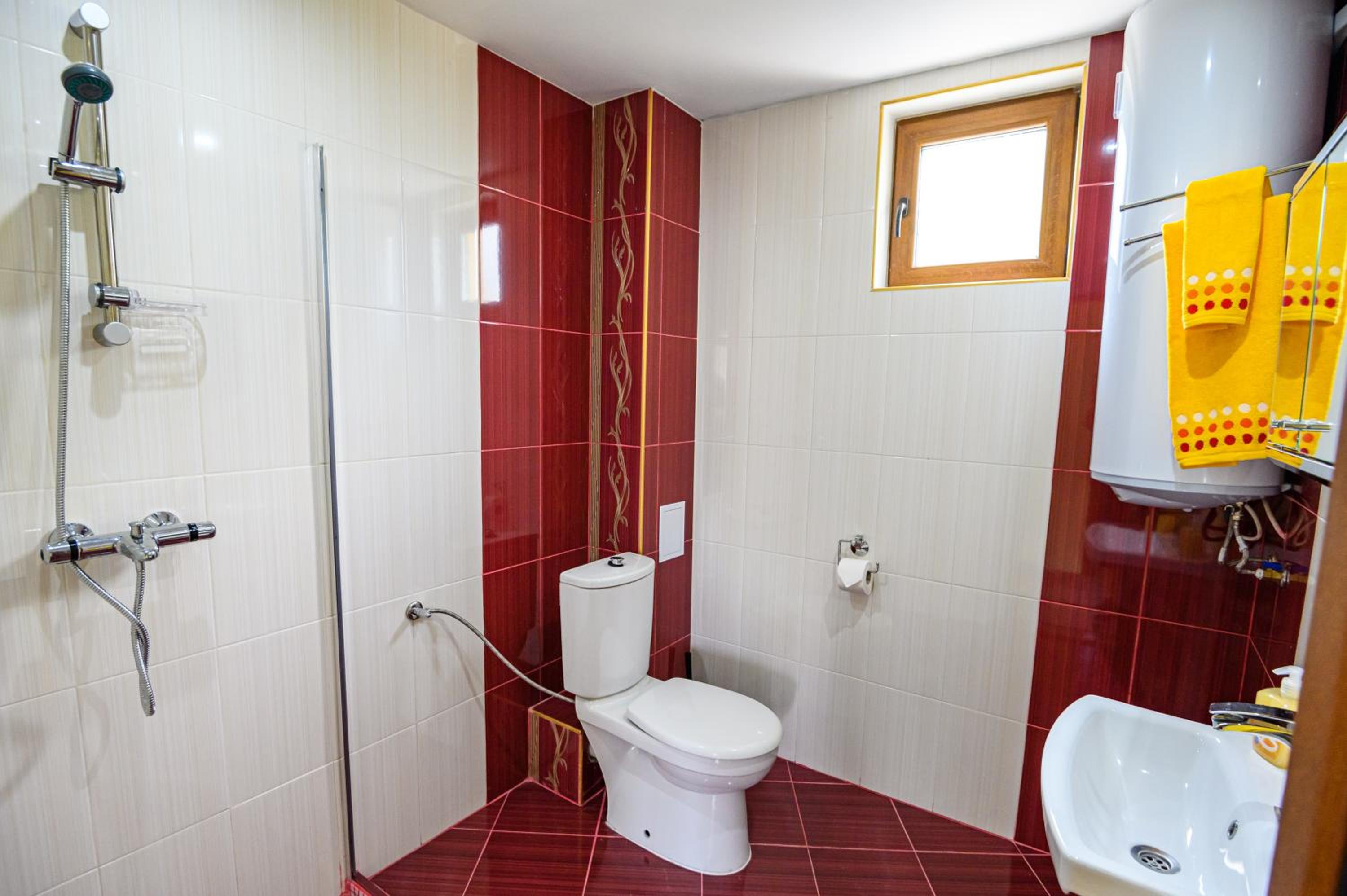 Guest House Dinaya