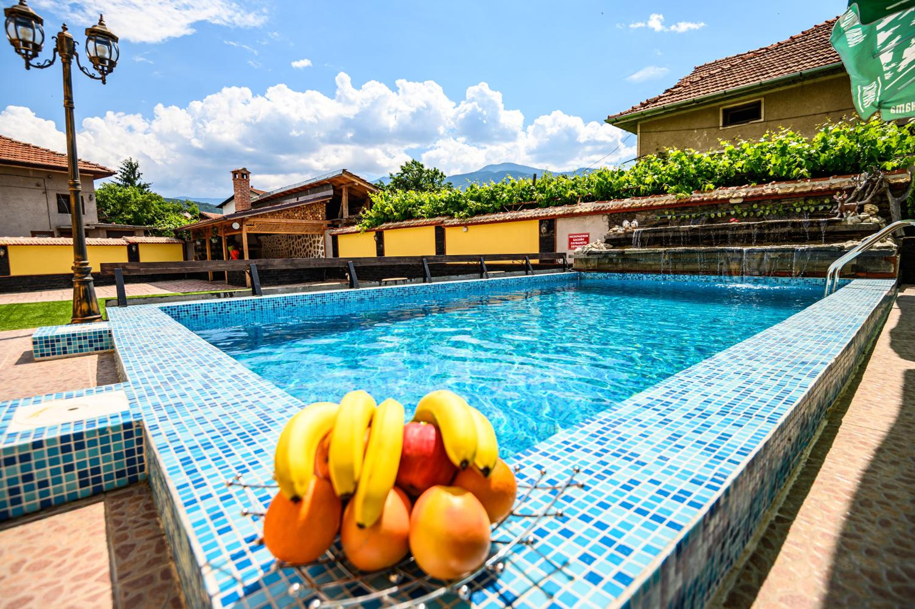 Guest House Dinaya