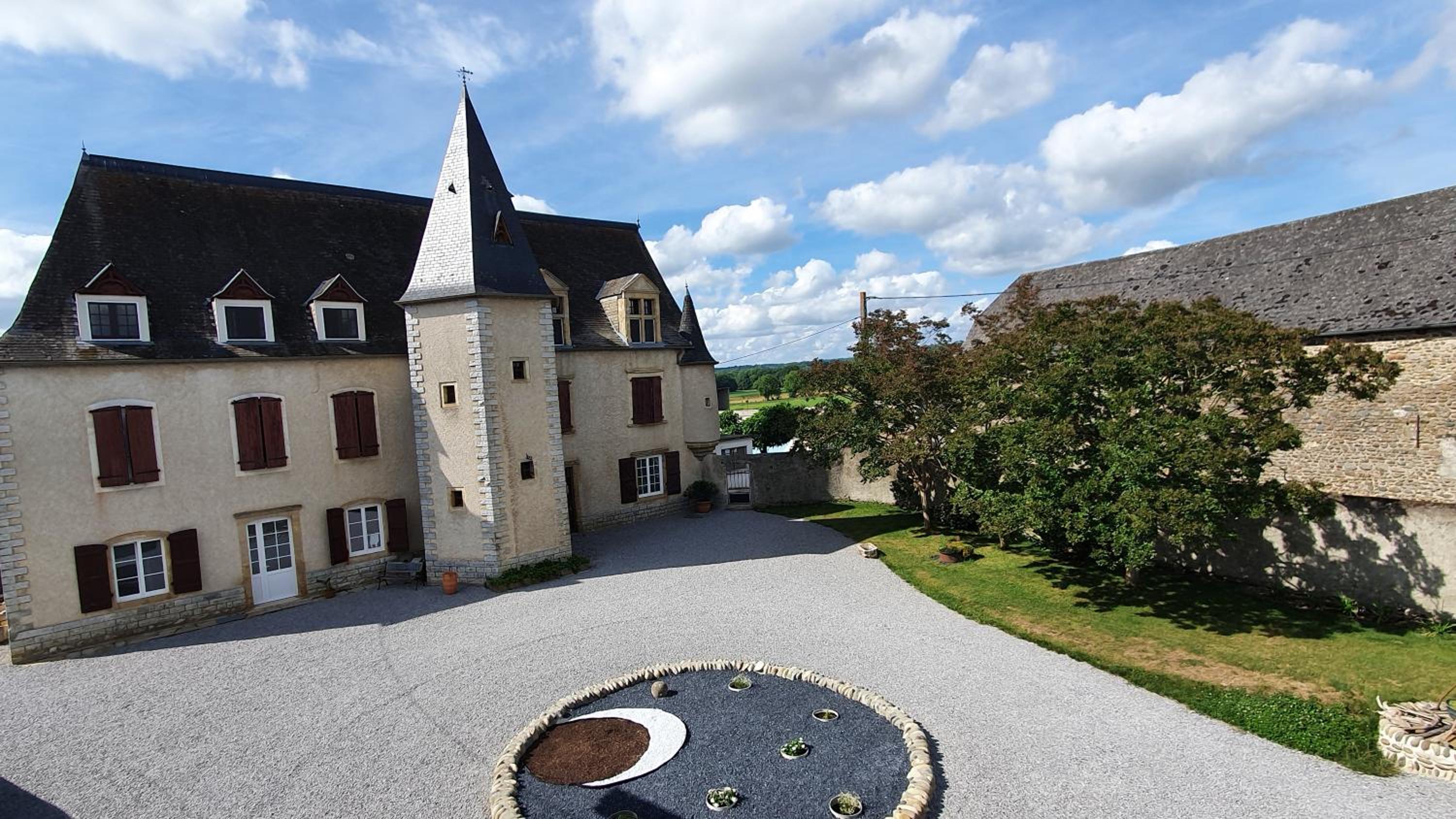 Hotel Gite Chateau Despalungue, Serenite Et Tradition