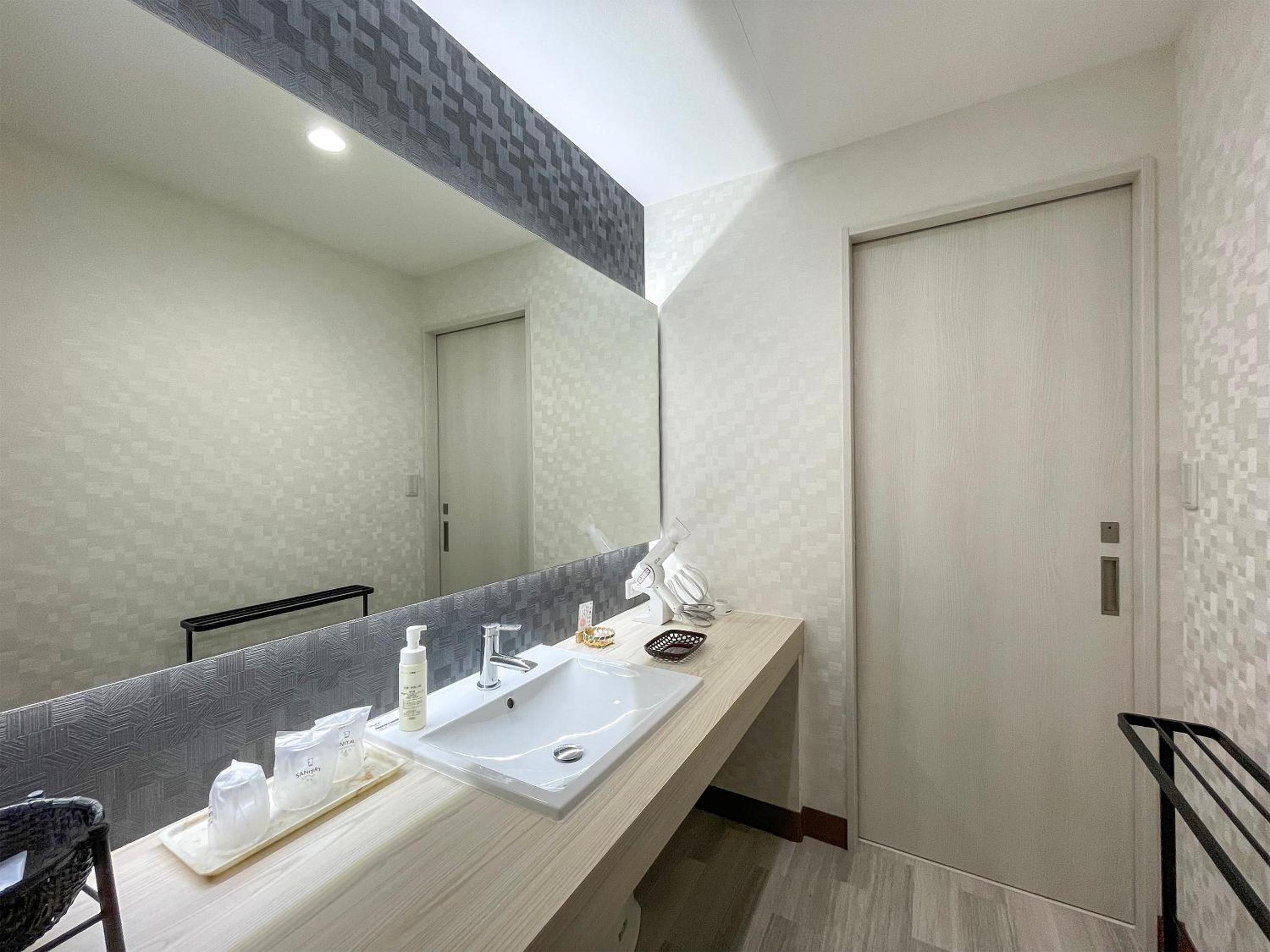 Kameyama Onsen Hotel