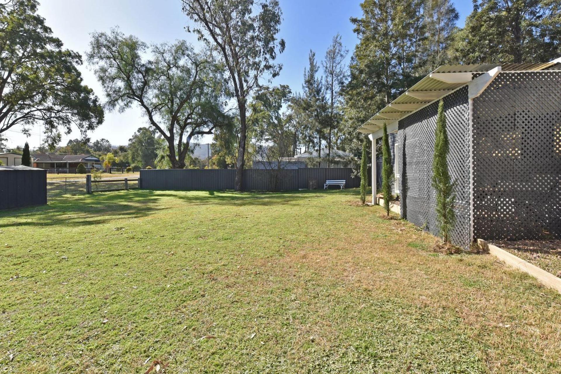 Rose Cottage Studio Romantic or Solo Getaway. Spa, Games Room