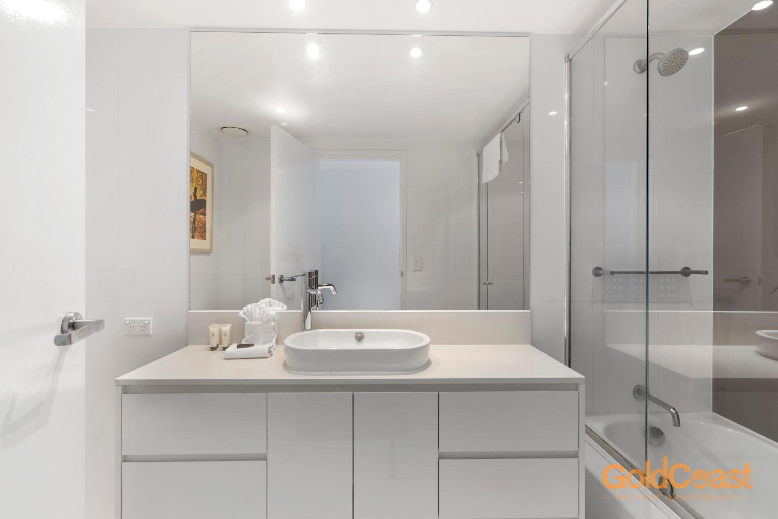 Gold Coast Private Apartments - H Residences, Surfers Paradise