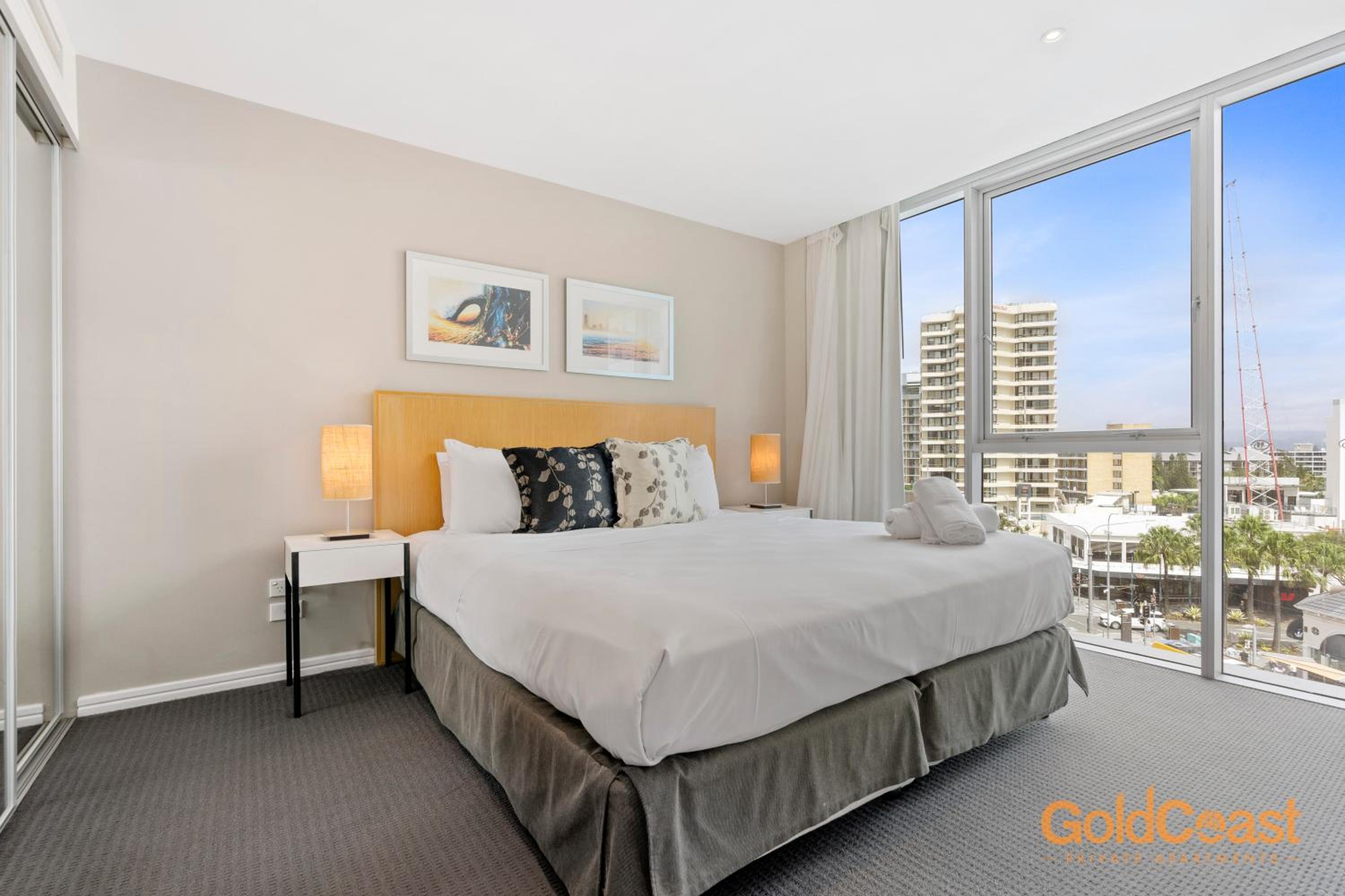 Gold Coast Private Apartments - H Residences, Surfers Paradise
