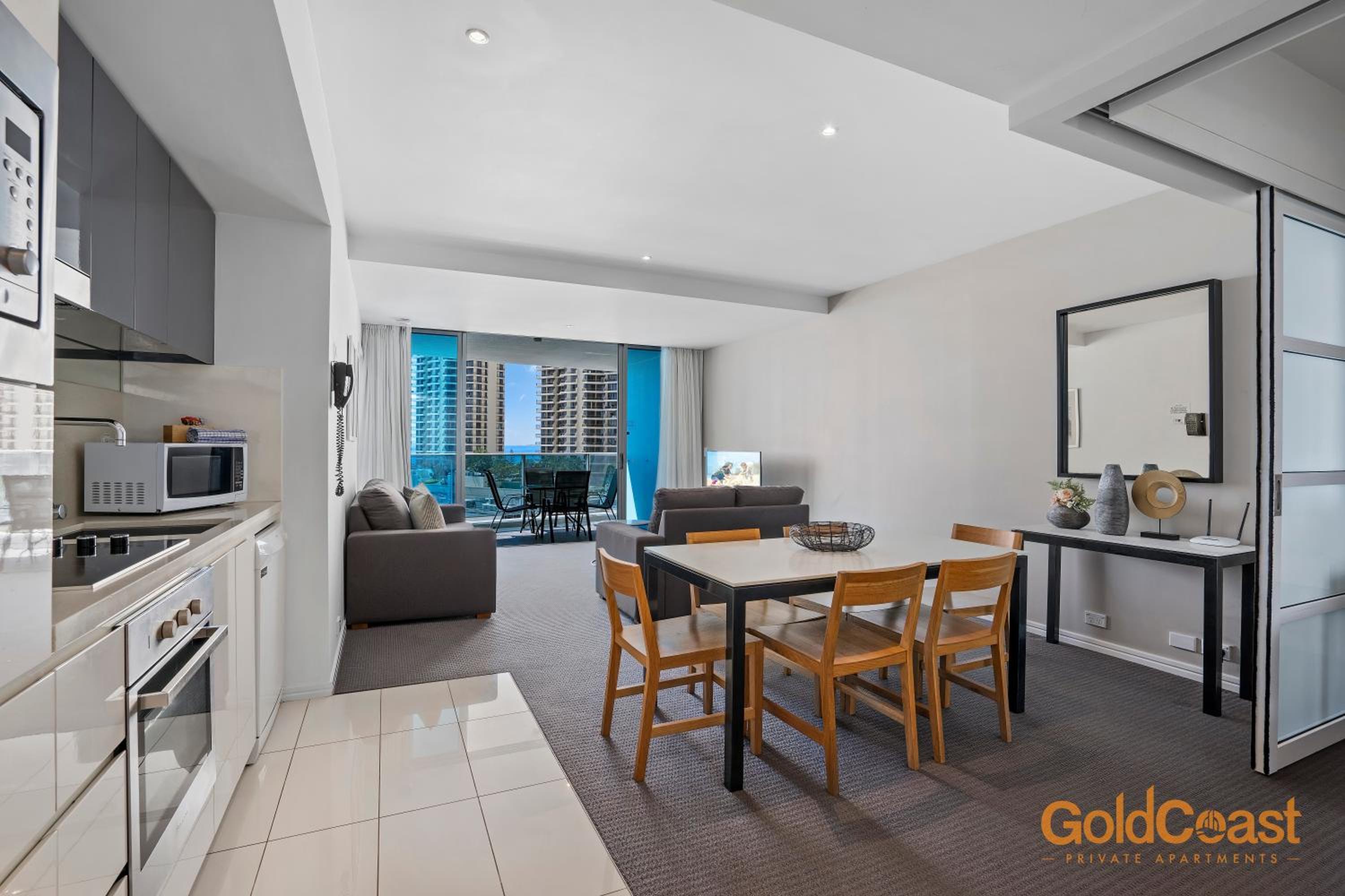 Gold Coast Private Apartments - H Residences, Surfers Paradise