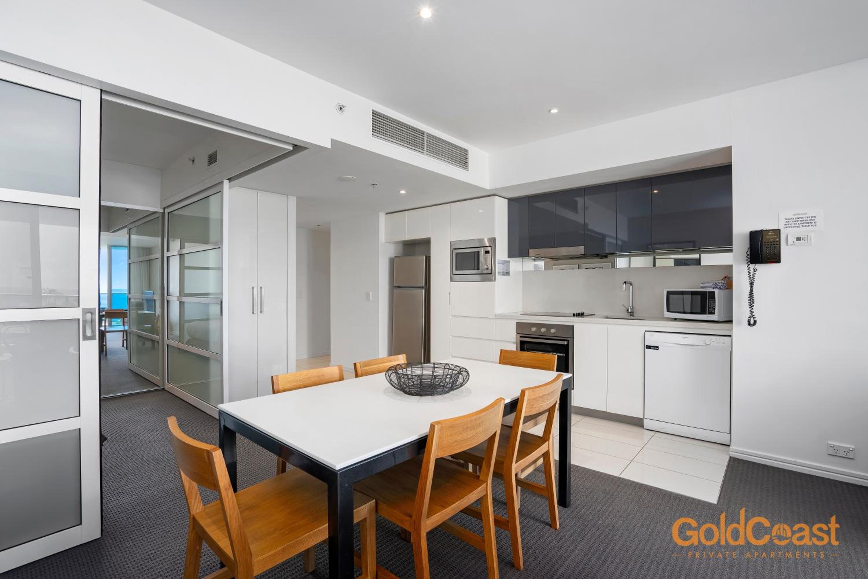 Gold Coast Private Apartments - H Residences, Surfers Paradise
