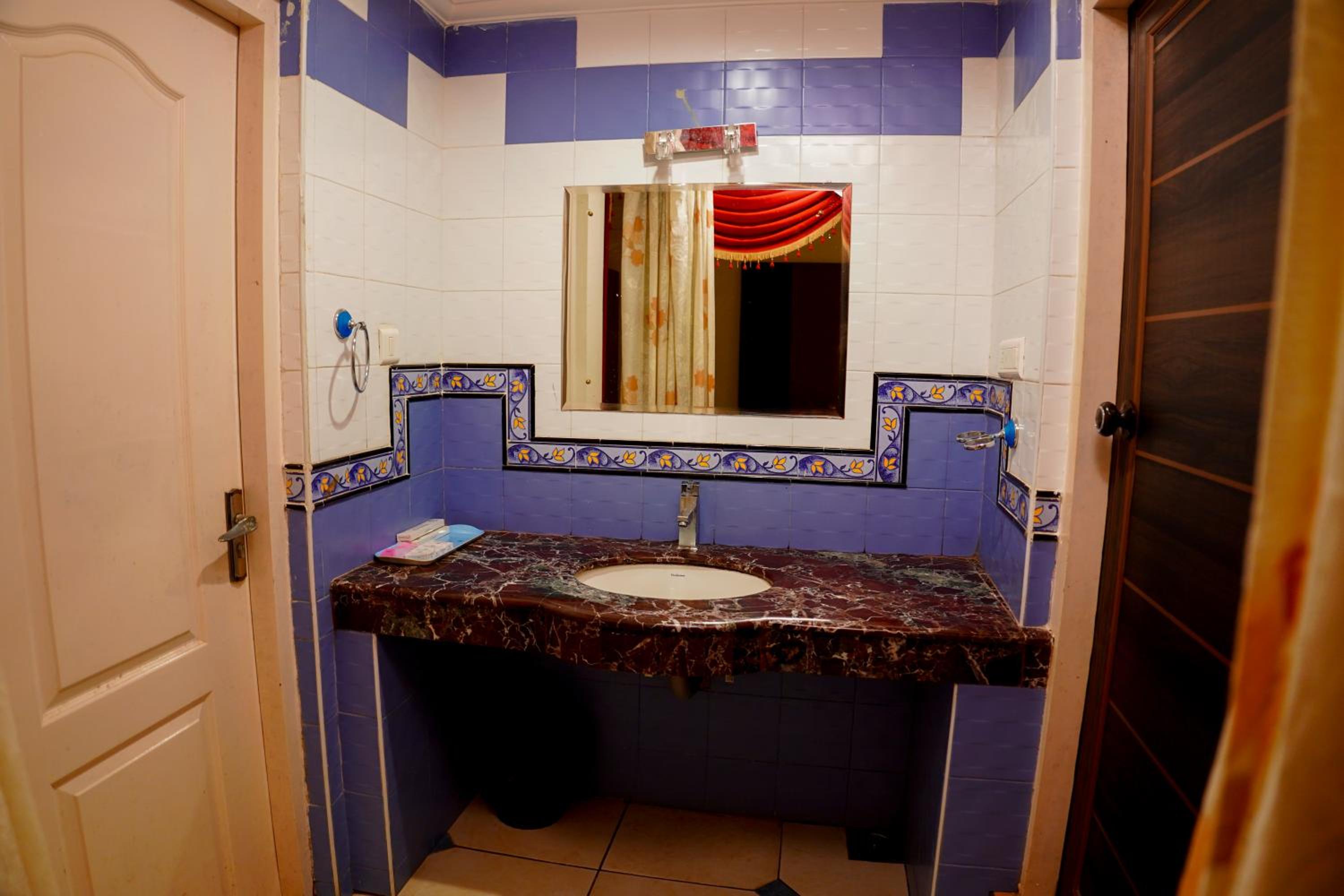 Photo 25