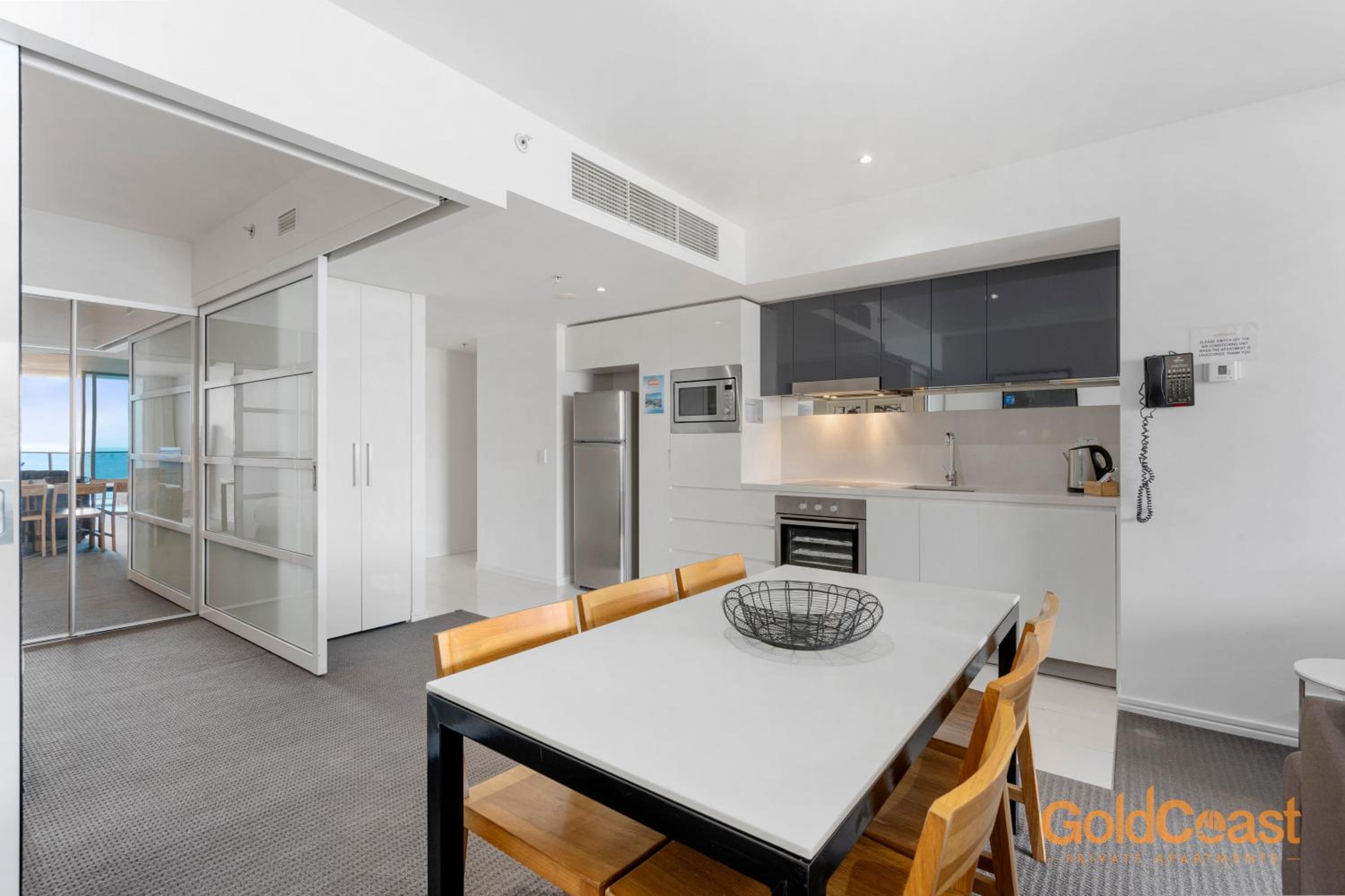 Gold Coast Private Apartments - H Residences, Surfers Paradise
