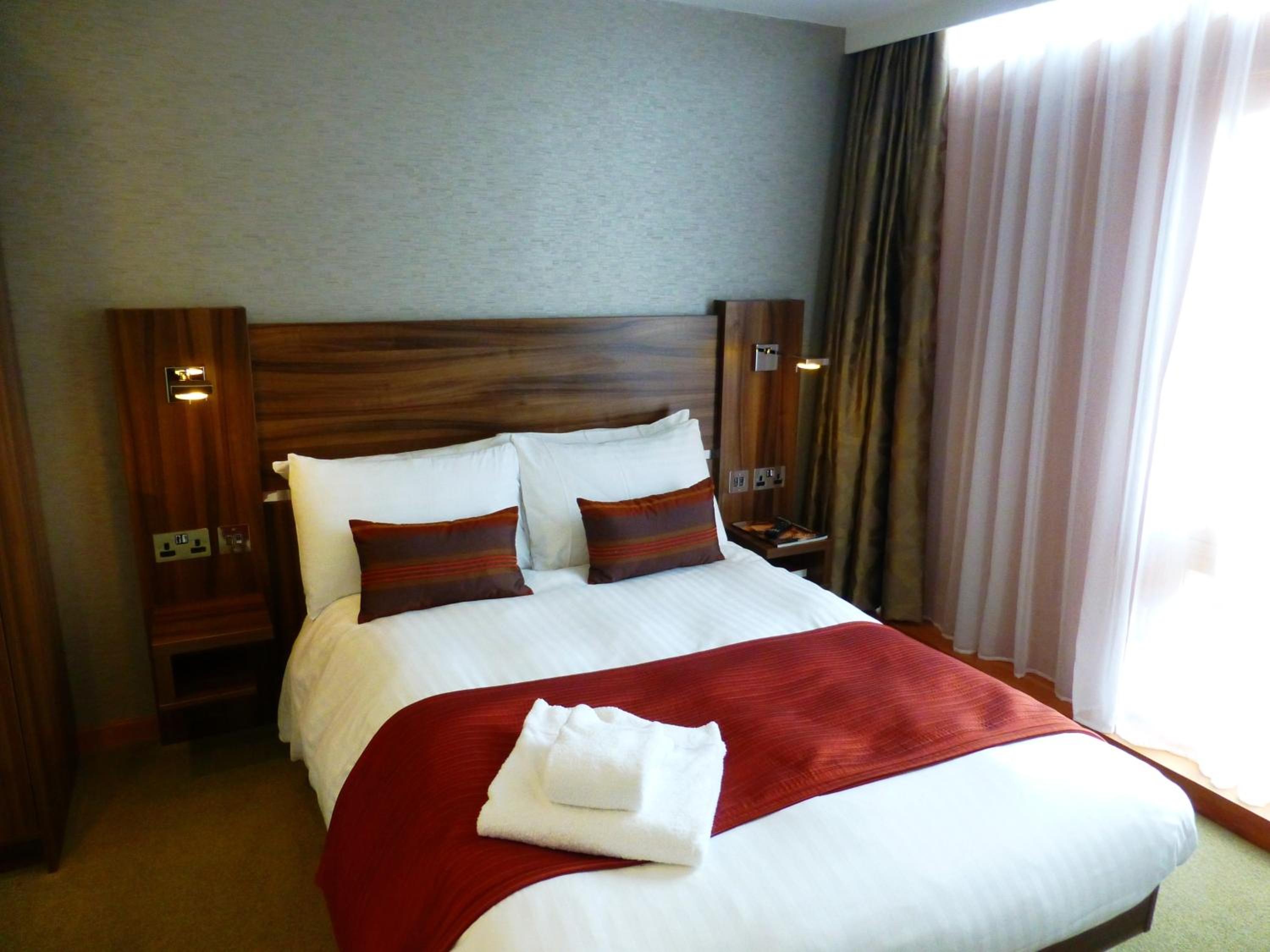 Leicester Vacations - College Court Hotel - Property Image 1
