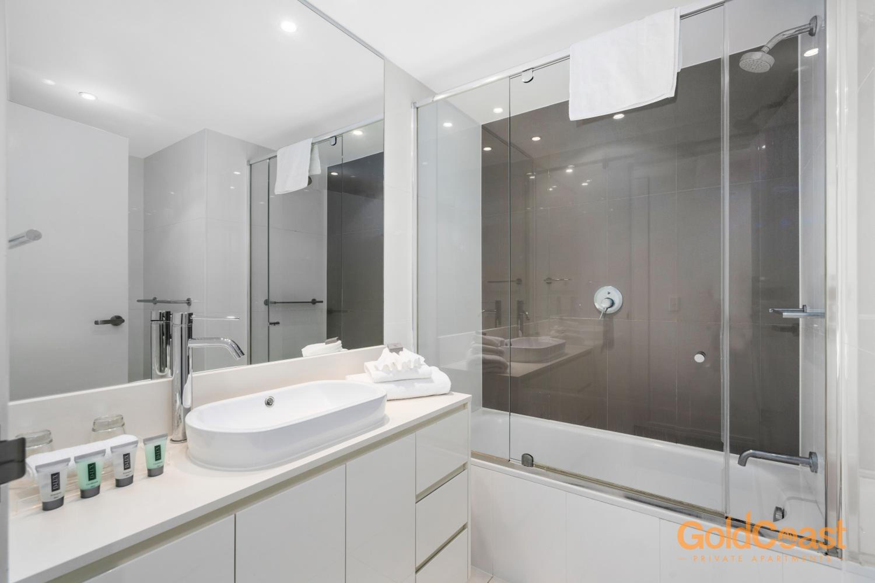 Gold Coast Private Apartments - H Residences, Surfers Paradise