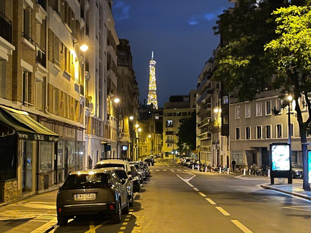 Red Flat Paris