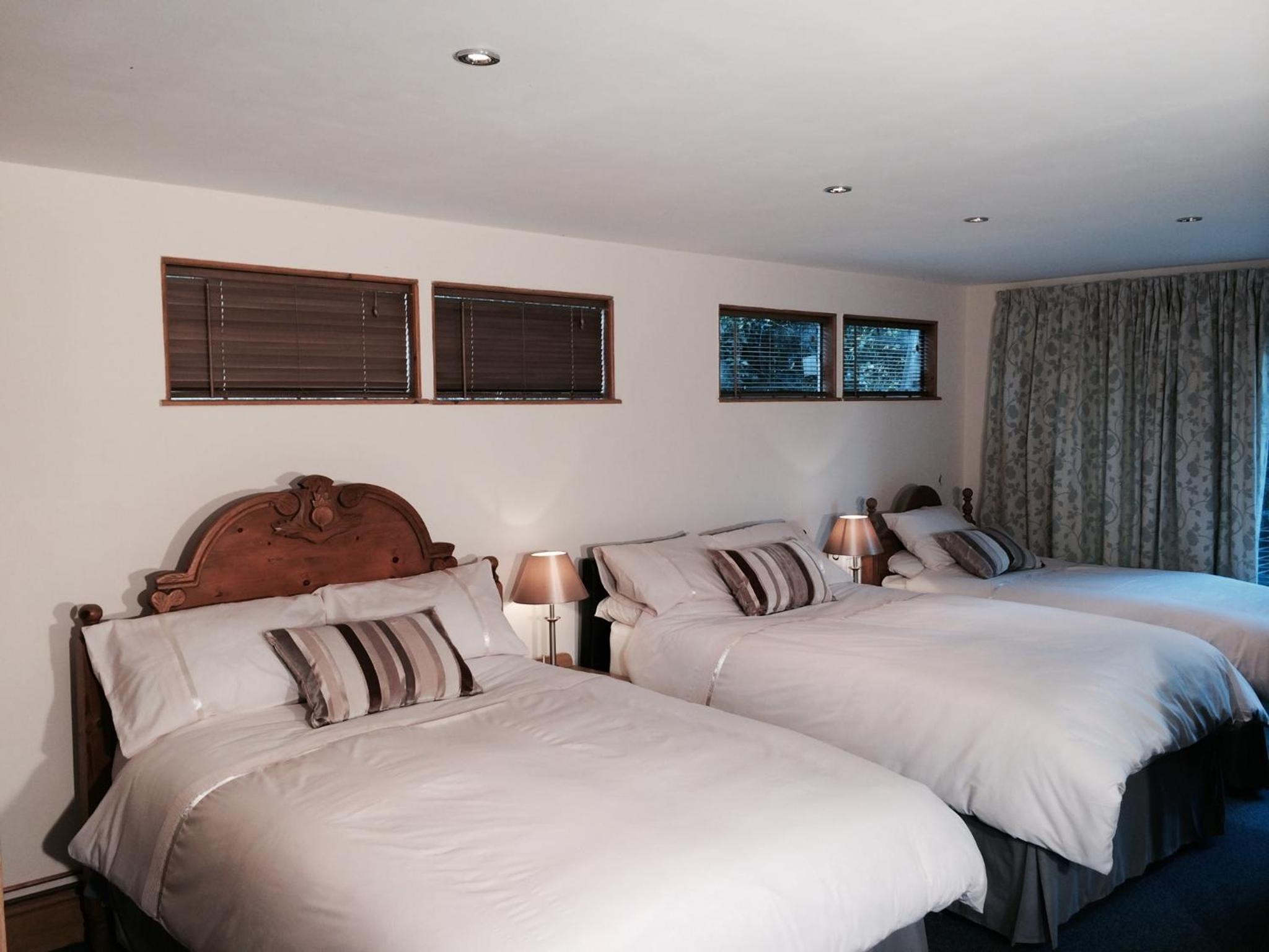 Kendall Lodge view 3