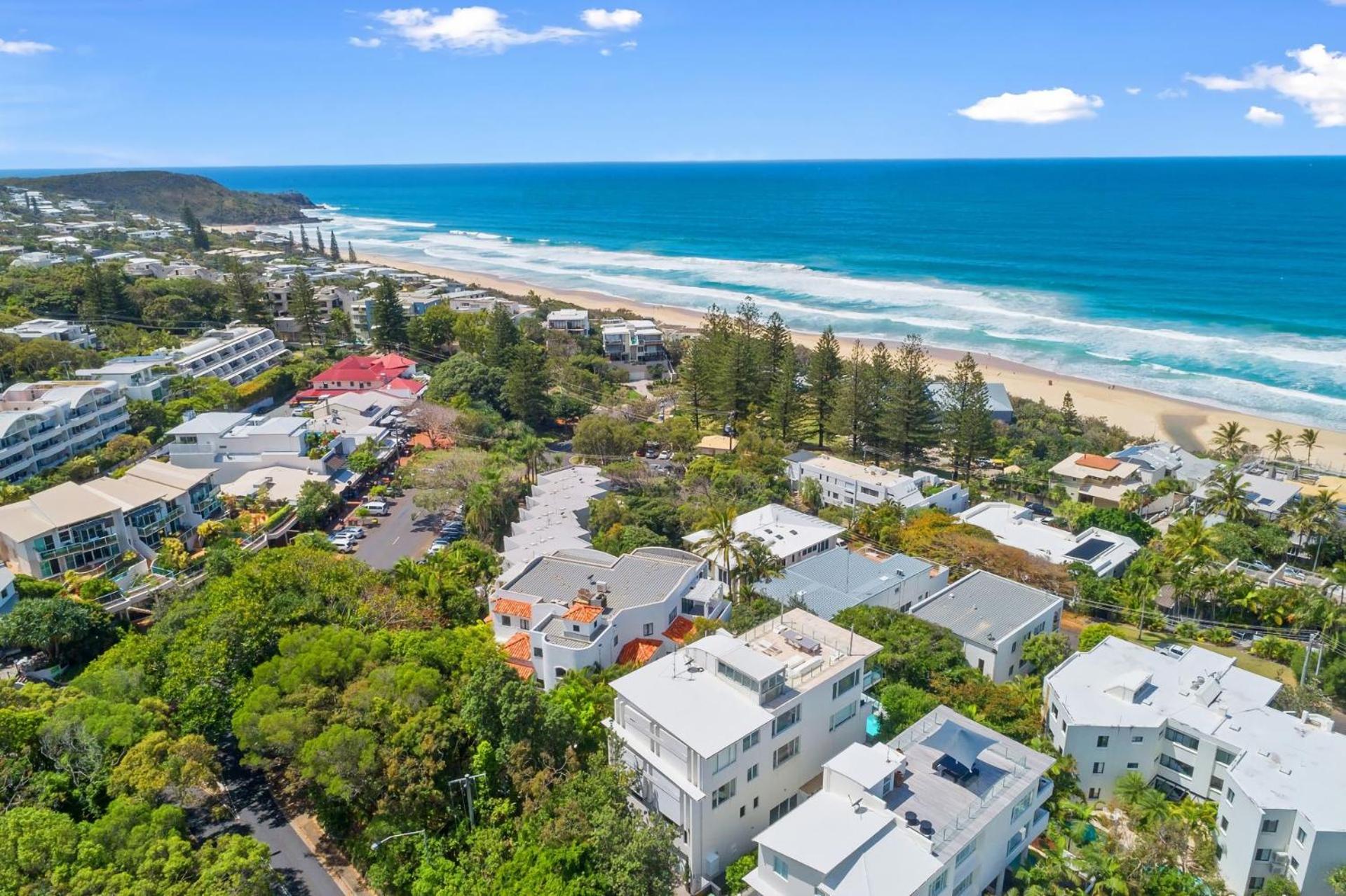 4 Hilltop Villas Enjoy Ocean Views From The Heart Of The Village